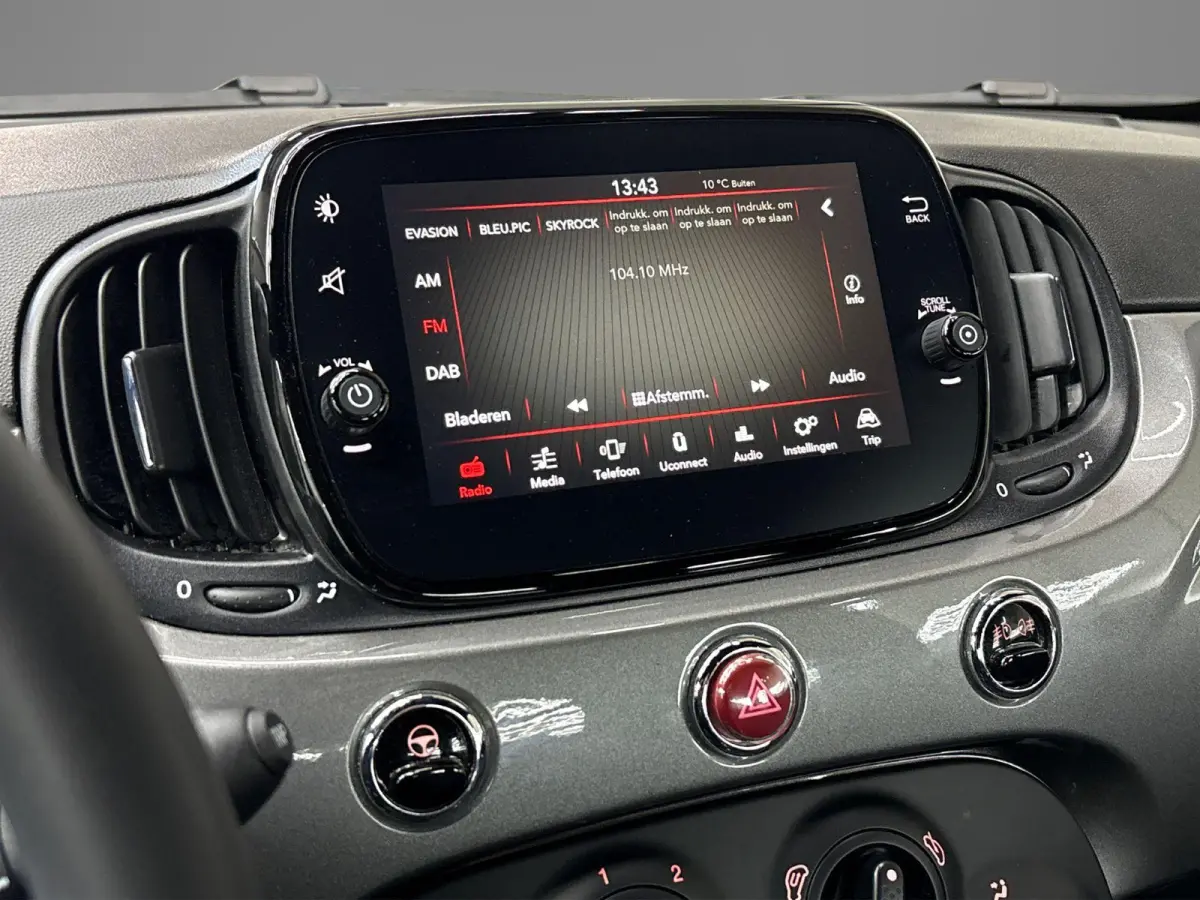1.0 Hybrid | Apple carplay /Android Auto | Parkeersensoren | Cuise Control | Bluetooth | Airco |