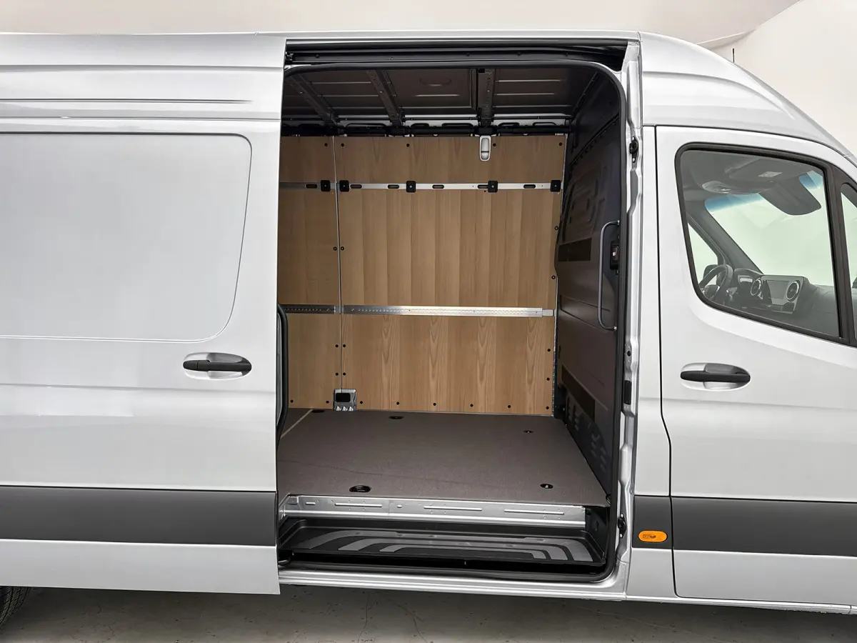 317 CDI L3 Pro Navigatie Distronic Betimmering Trekhaak Led