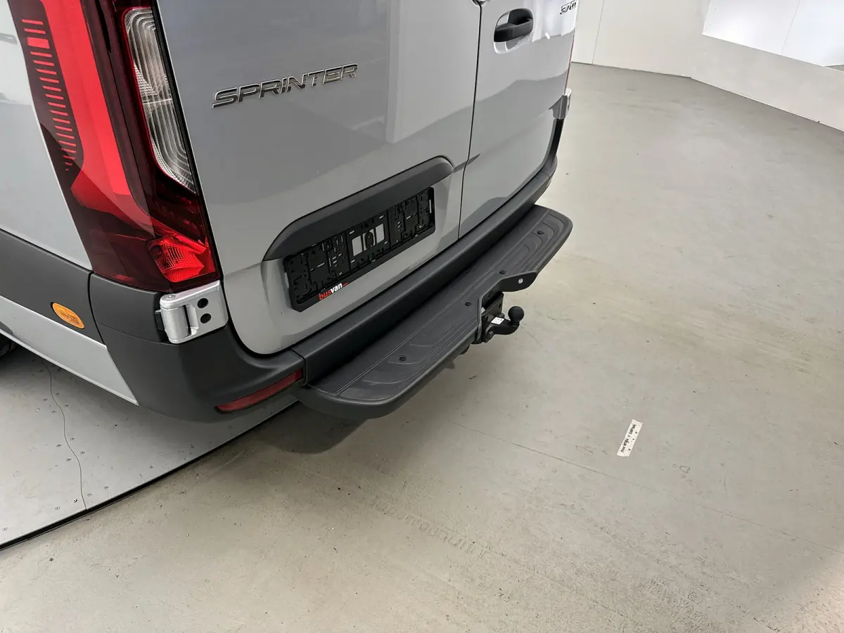 317 CDI L3 Pro Navigatie Distronic Betimmering Trekhaak Led