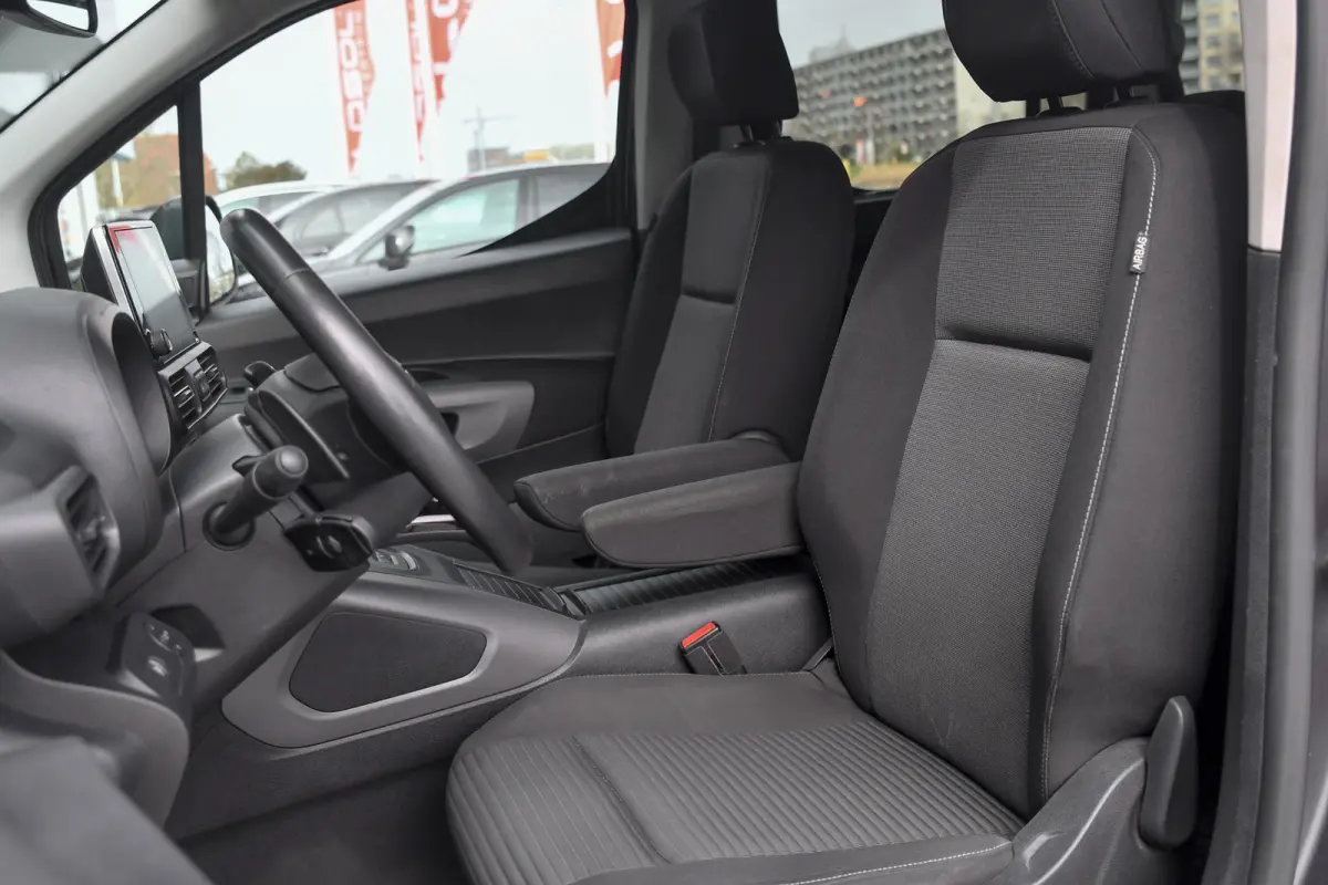 1.2 Turbo Professional 7p. HUD, ACC, Camera, CarPlay, Keyless, Dodeh.!