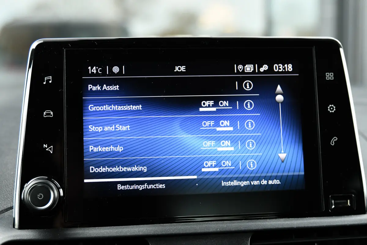 1.2 Turbo Professional 7p. HUD, ACC, Camera, CarPlay, Keyless, Dodeh.!