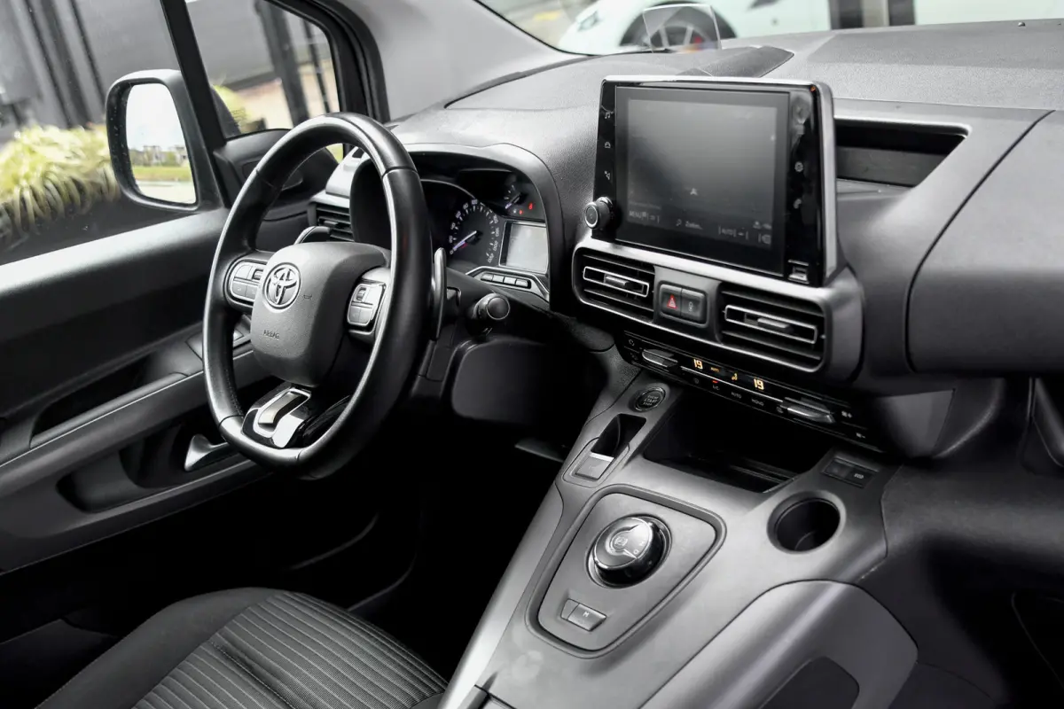 1.2 Turbo Professional 7p. HUD, ACC, Camera, CarPlay, Keyless, Dodeh.!