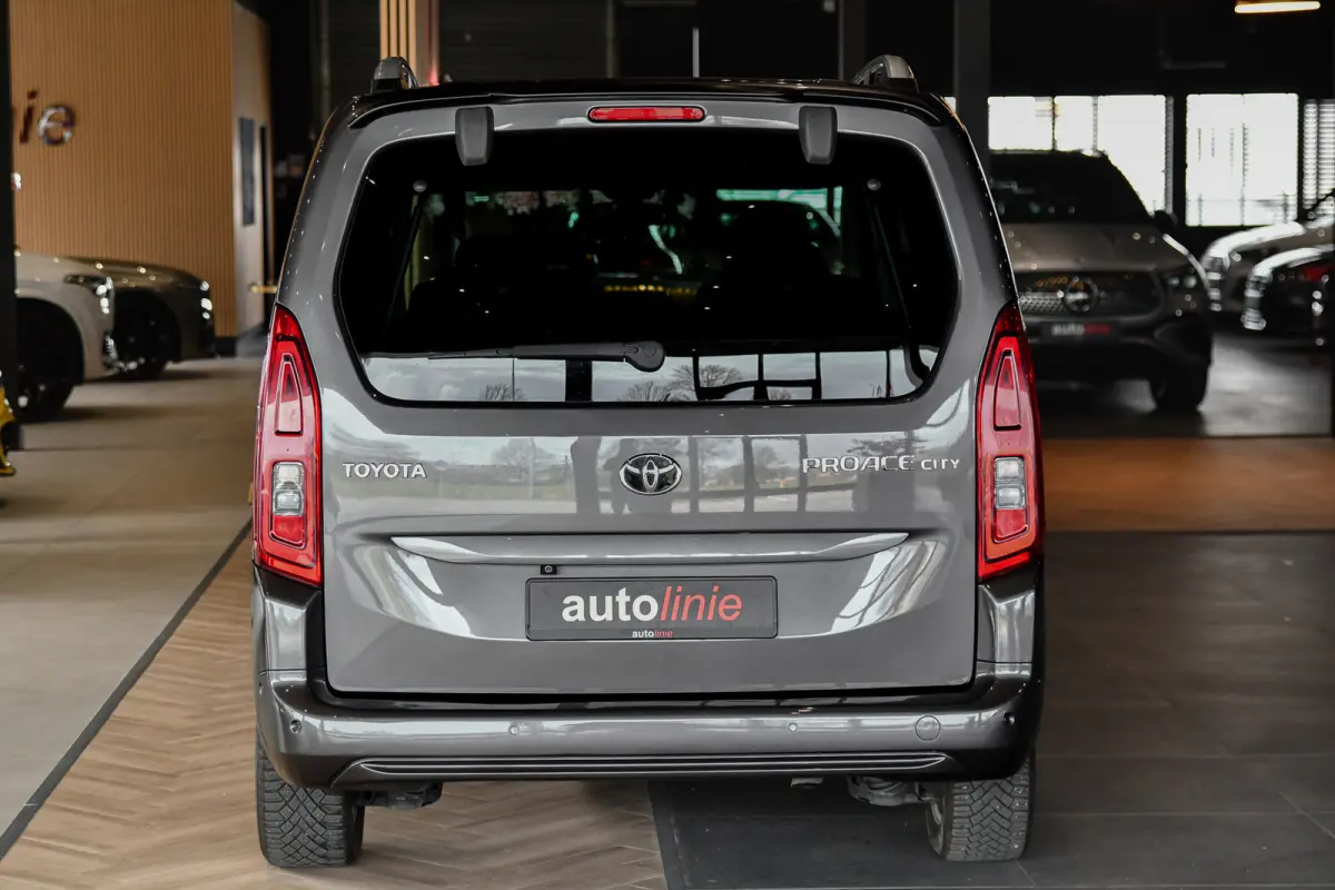 1.2 Turbo Professional 7p. HUD, ACC, Camera, CarPlay, Keyless, Dodeh.!