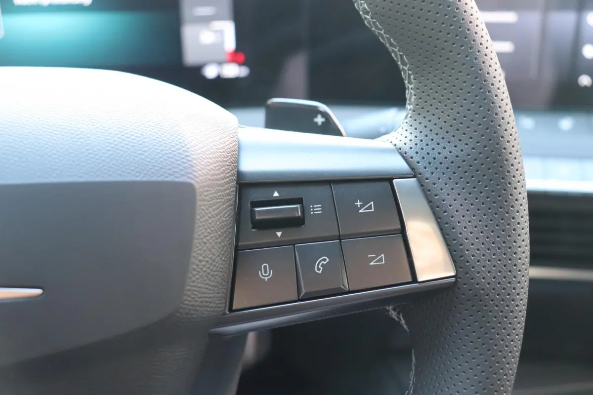58 kWh Ultimate / Pano / Suede / Voorraad
