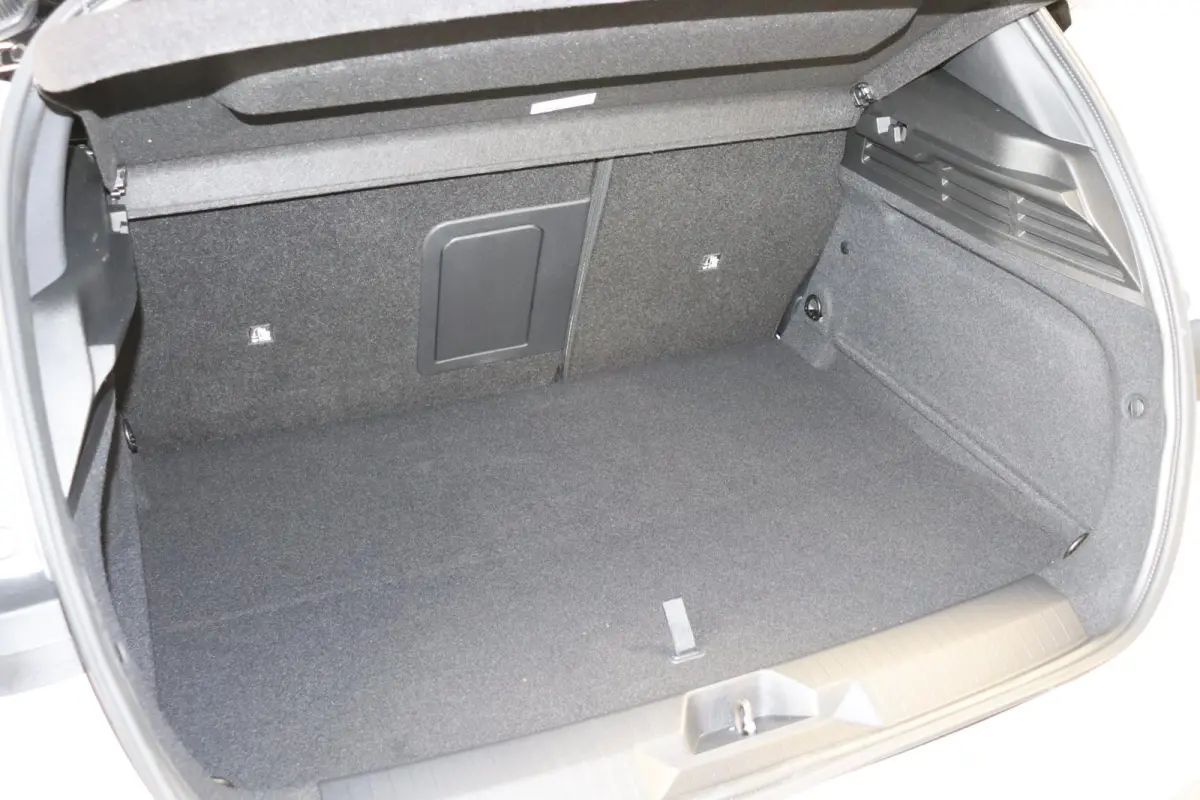 58 kWh Ultimate / Pano / Suede / Voorraad