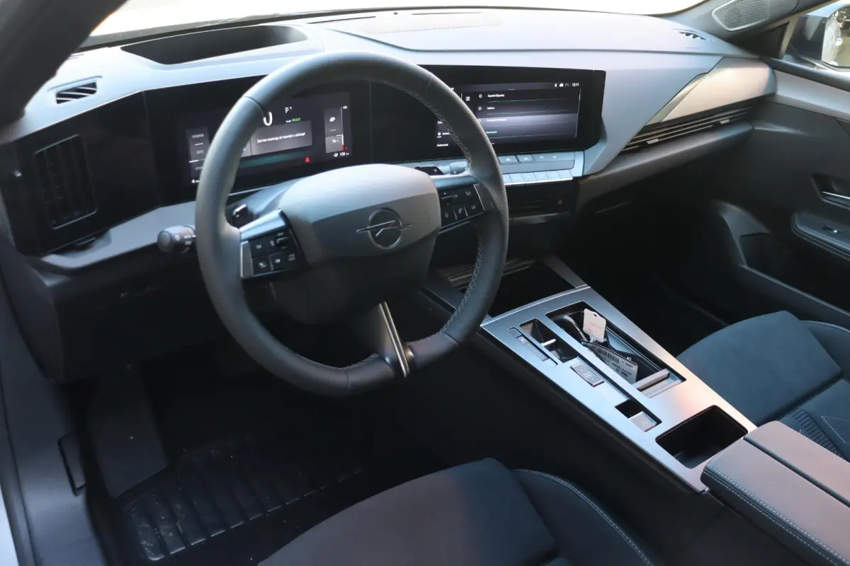 58 kWh Ultimate / Pano / Suede / Voorraad
