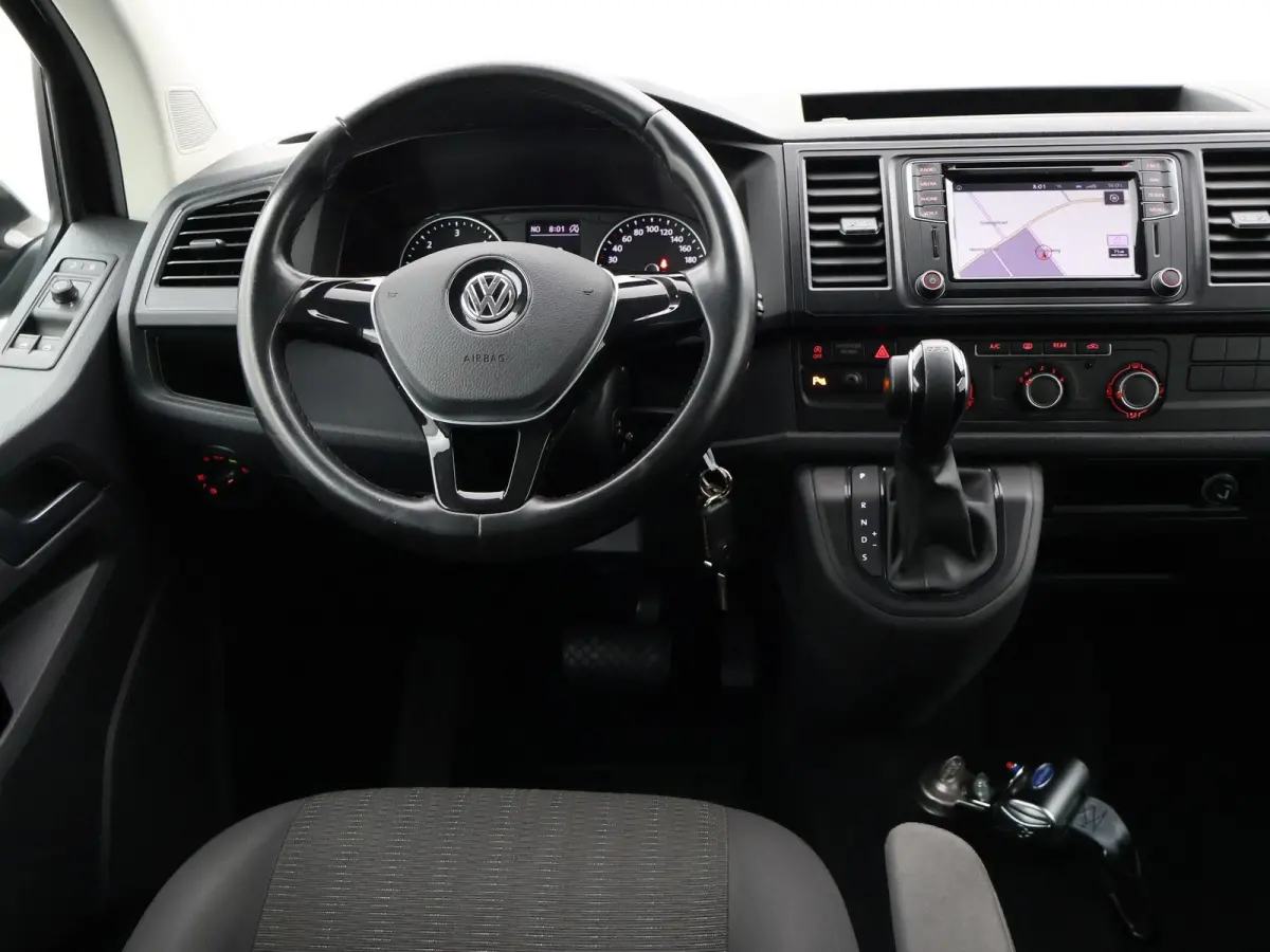 CARAVELLE 2.0 TDI DSG ROLSTOEL LIFT EURO 6 + STANDKACHEL | 18 INCH | CAMERA | CARPLAY | LED | STOELVERW.