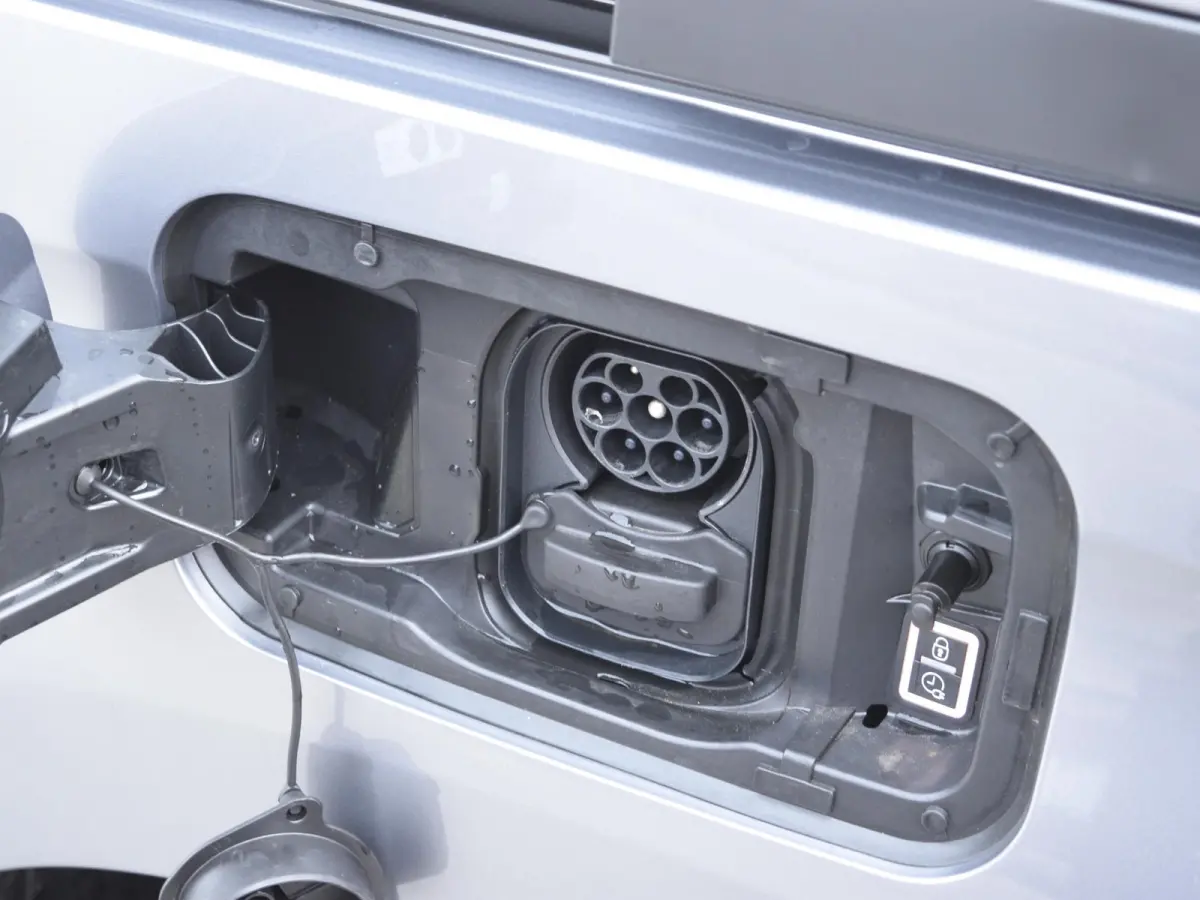 136 L2 50 kWh | HOUTEN BETIMMERING |  2X SCHUIFDEUR | 16" LMV | PACK WINTER | NAVI | CAMERA | CRUISE CONTROL