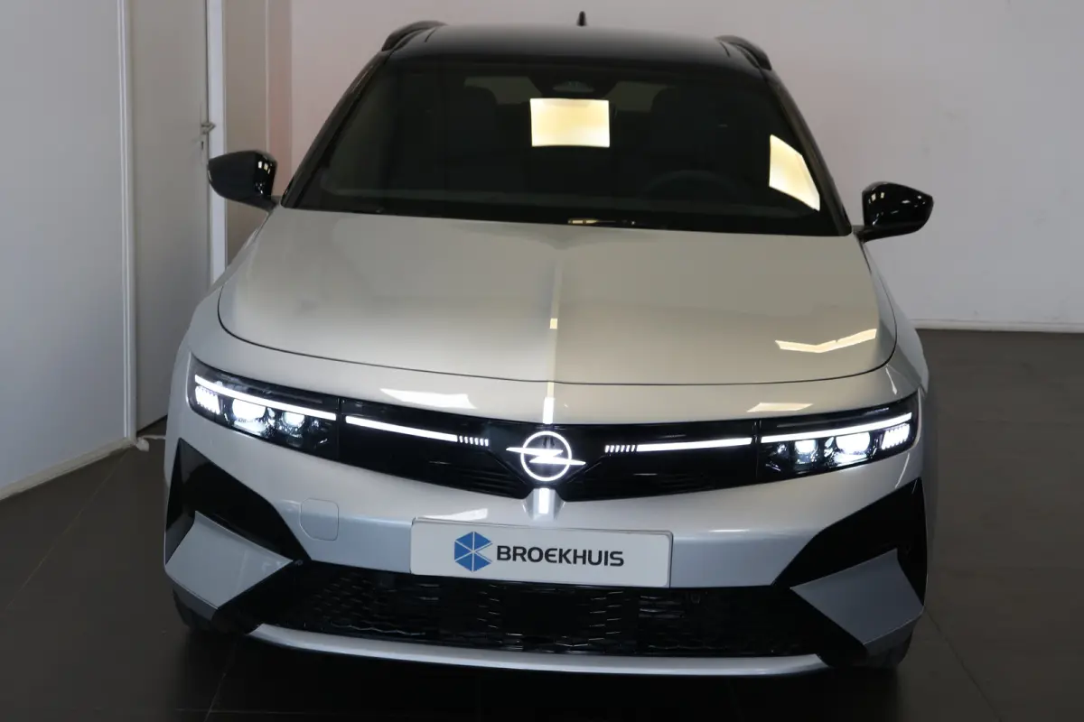 Astra Electric Ultimate | Achteruitrijcamera | Apple Carplay/Android Auto|telefoonintegratie premium | Audio installatie