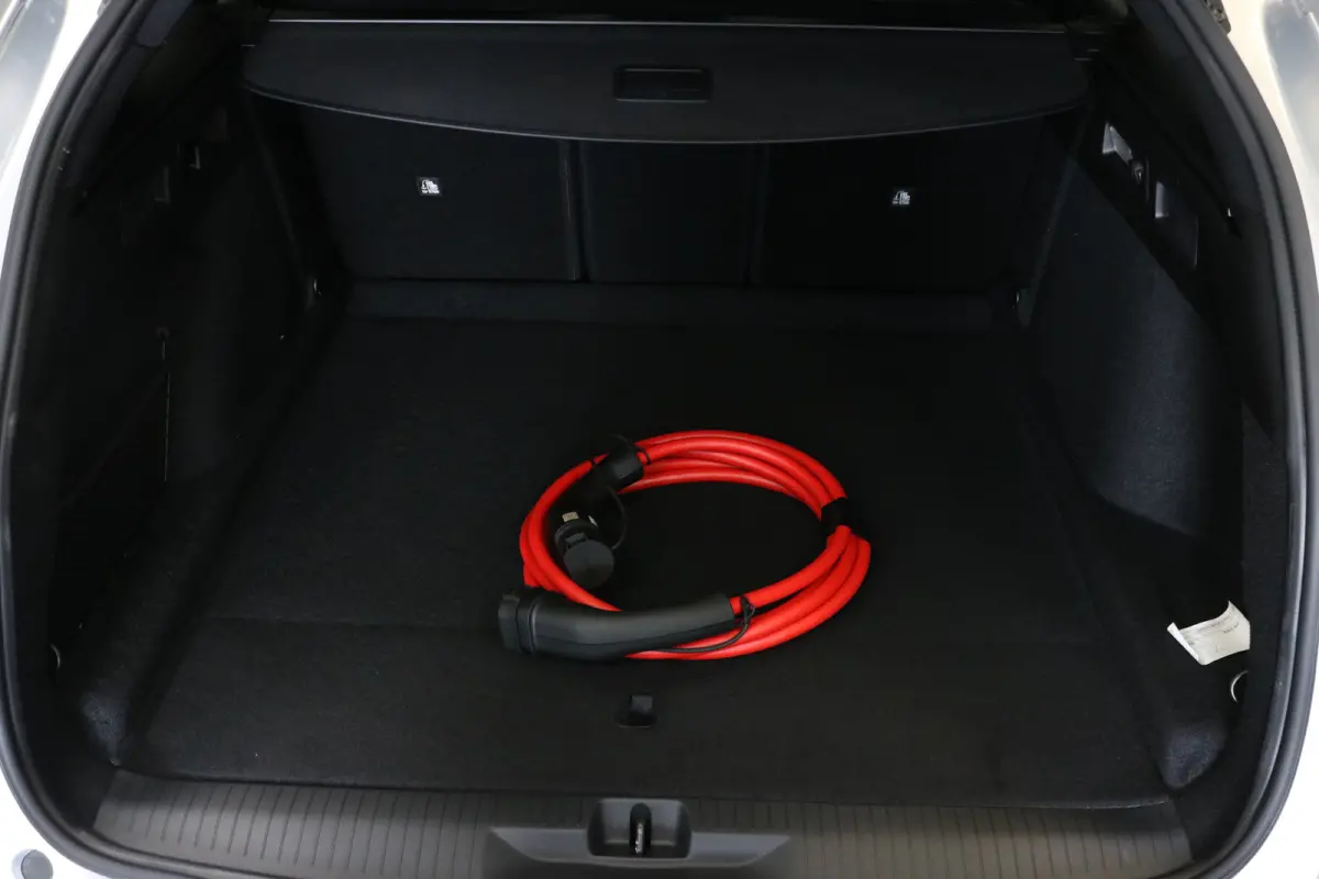 Astra Electric Ultimate | Achteruitrijcamera | Apple Carplay/Android Auto|telefoonintegratie premium | Audio installatie