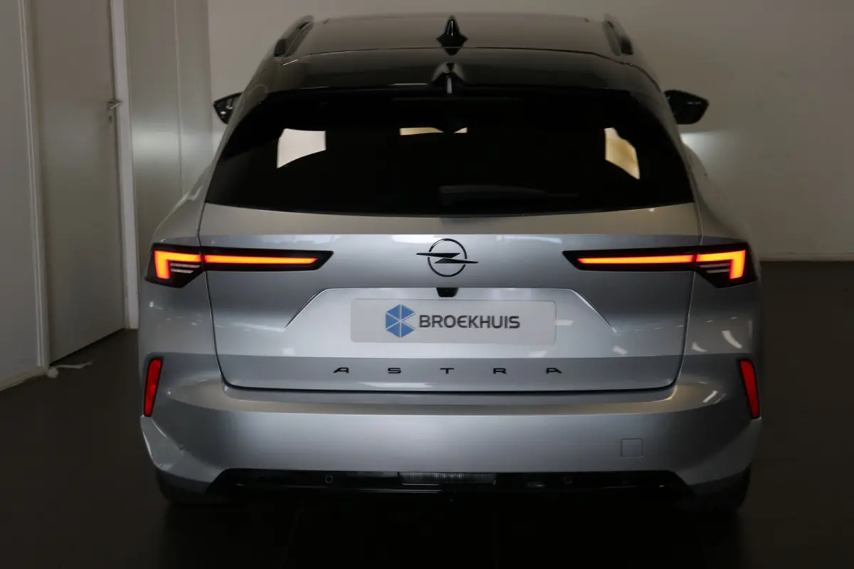 Astra Electric Ultimate | Achteruitrijcamera | Apple Carplay/Android Auto|telefoonintegratie premium | Audio installatie