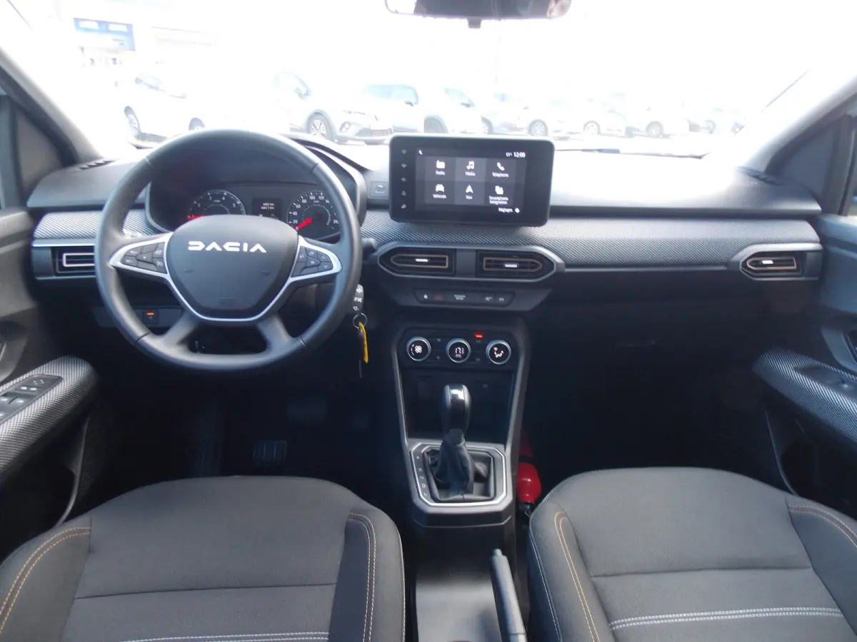 1.0 TCe 90 Extreme Carplay automaat Airco Elek Pakket 5Deurs 2025bj GARANTIE
