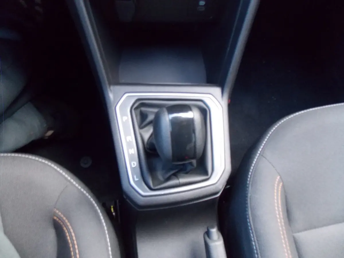 1.0 TCe 90 Extreme Carplay automaat Airco Elek Pakket 5Deurs 2025bj GARANTIE