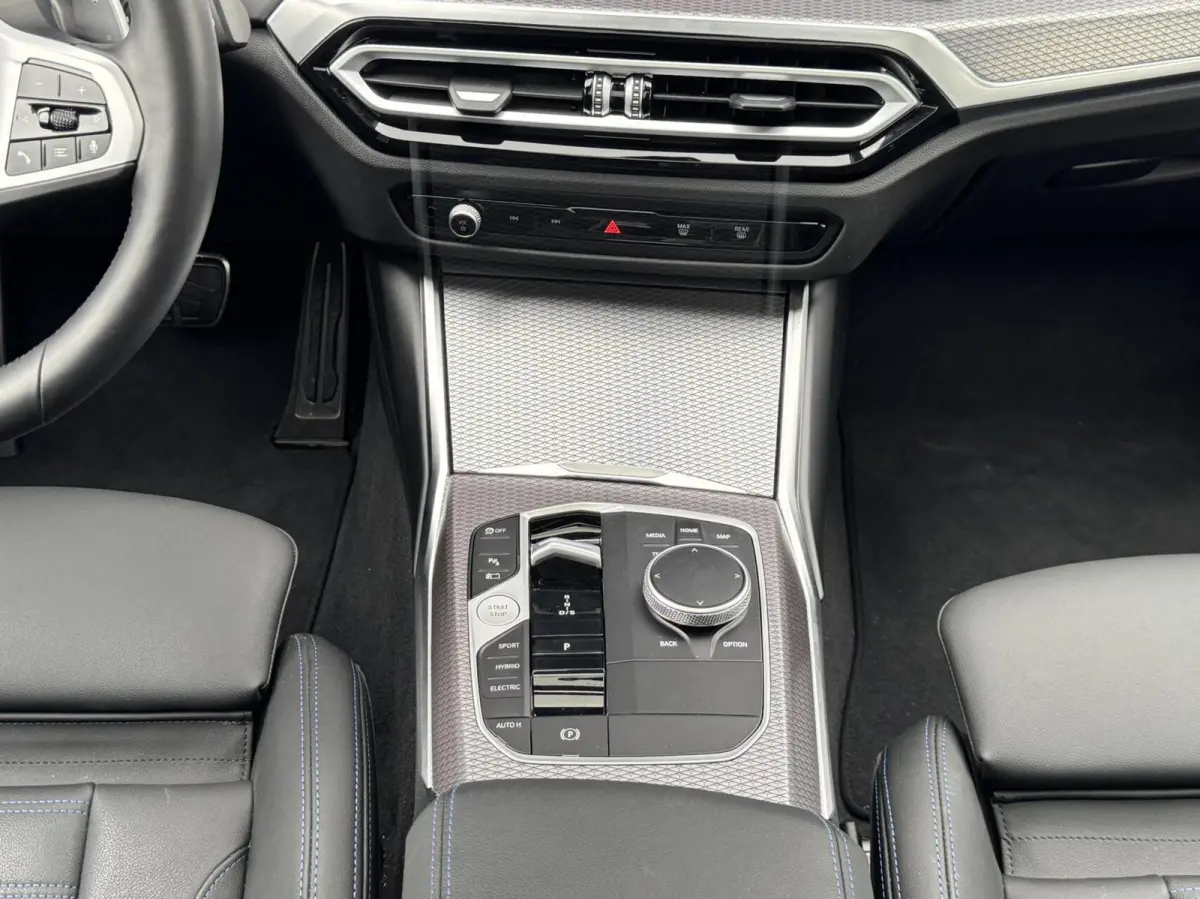 330e xDrive