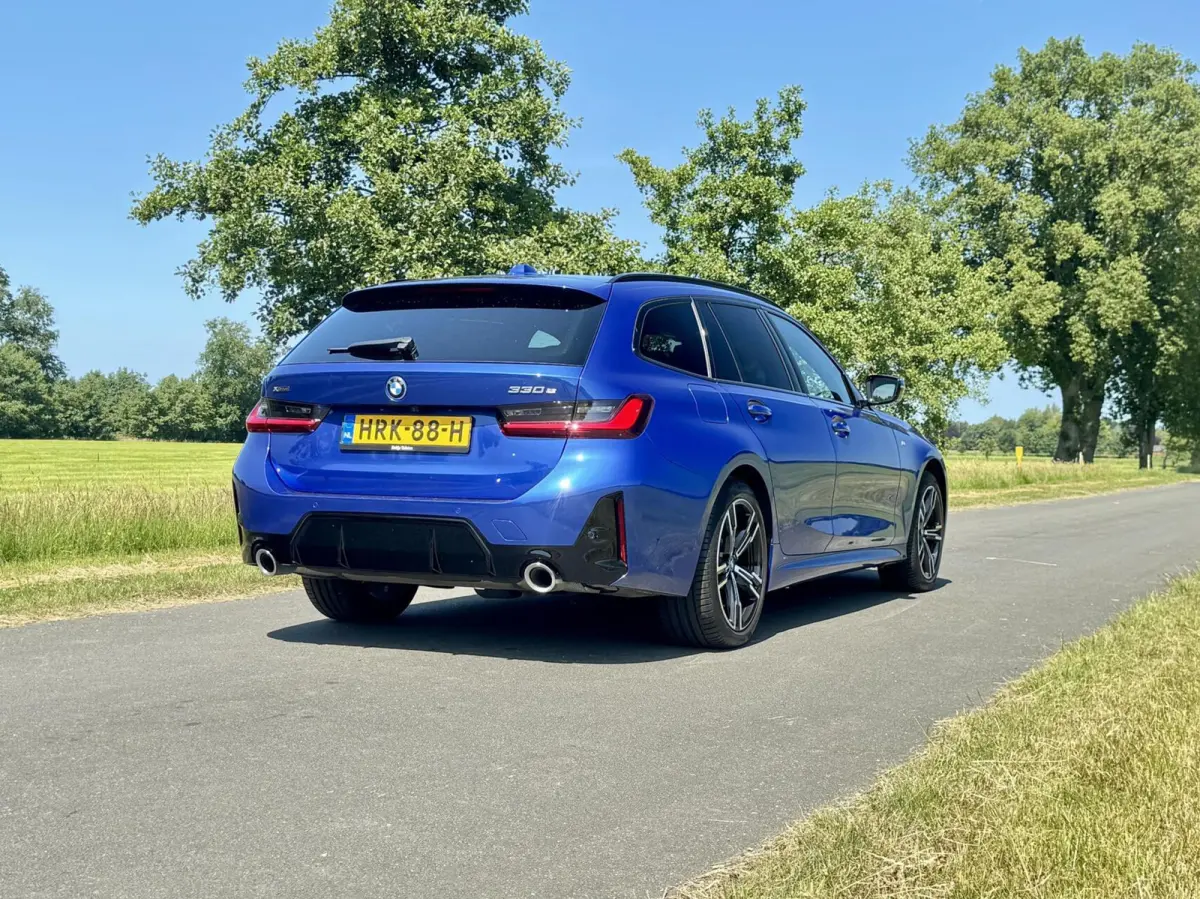 330e xDrive