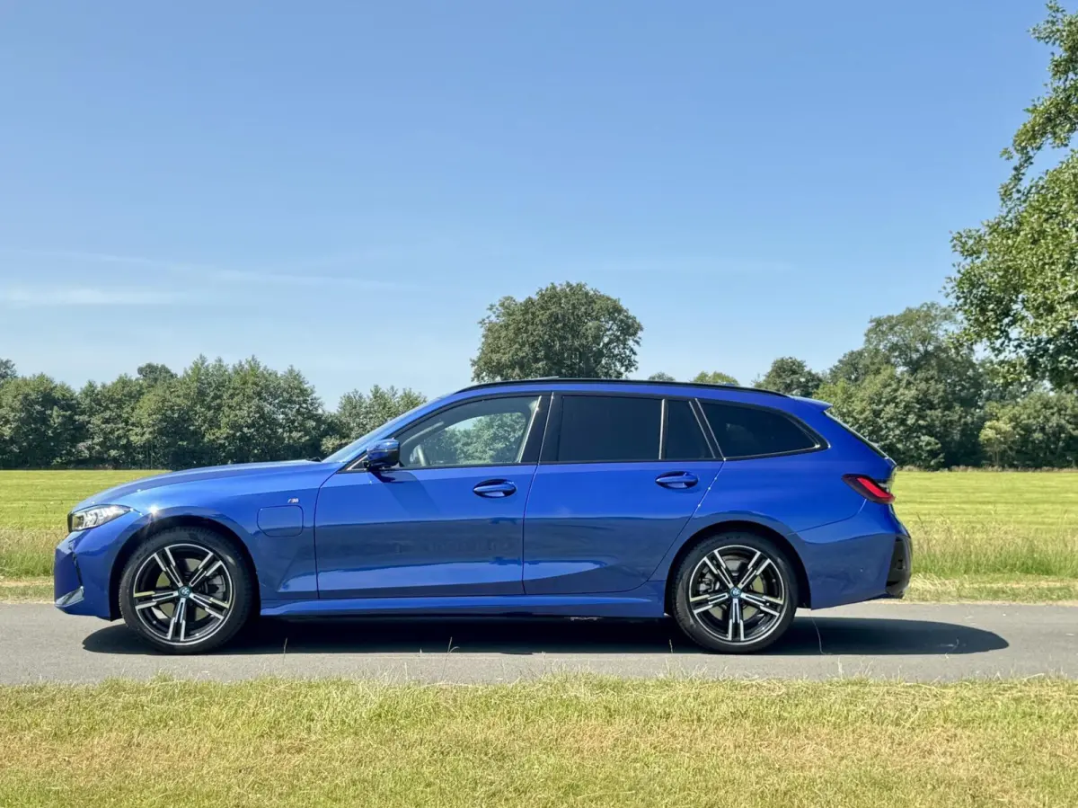 330e xDrive