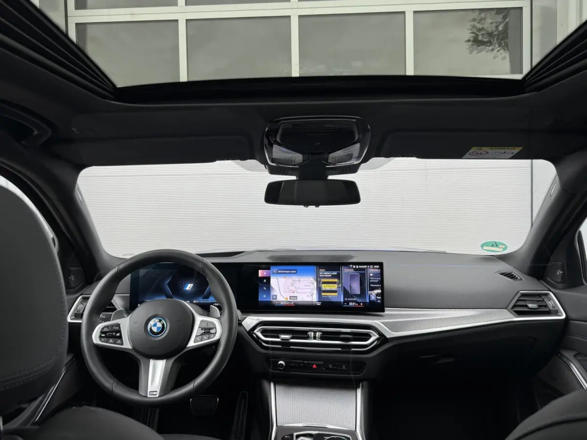 330e xDrive