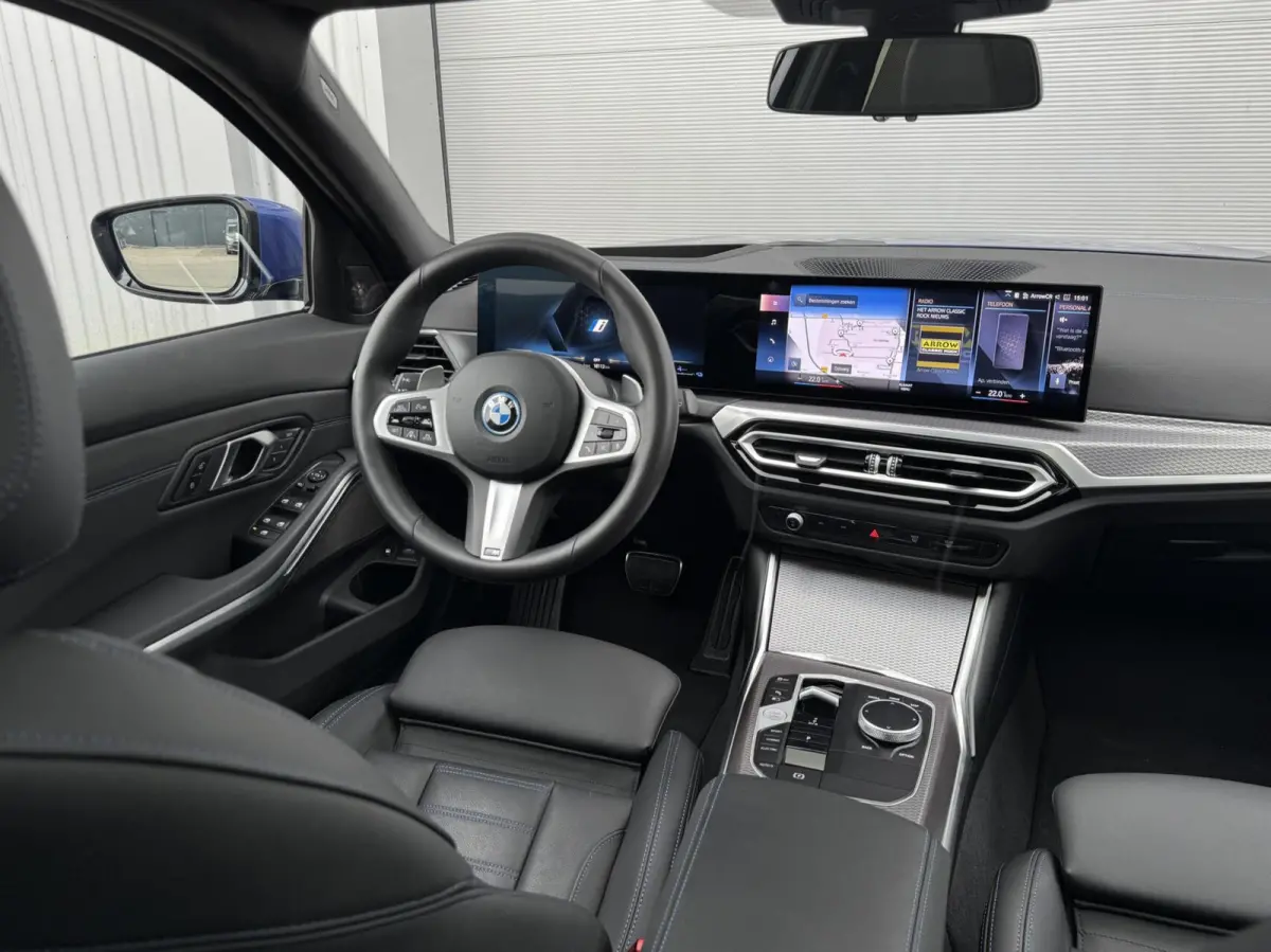 330e xDrive