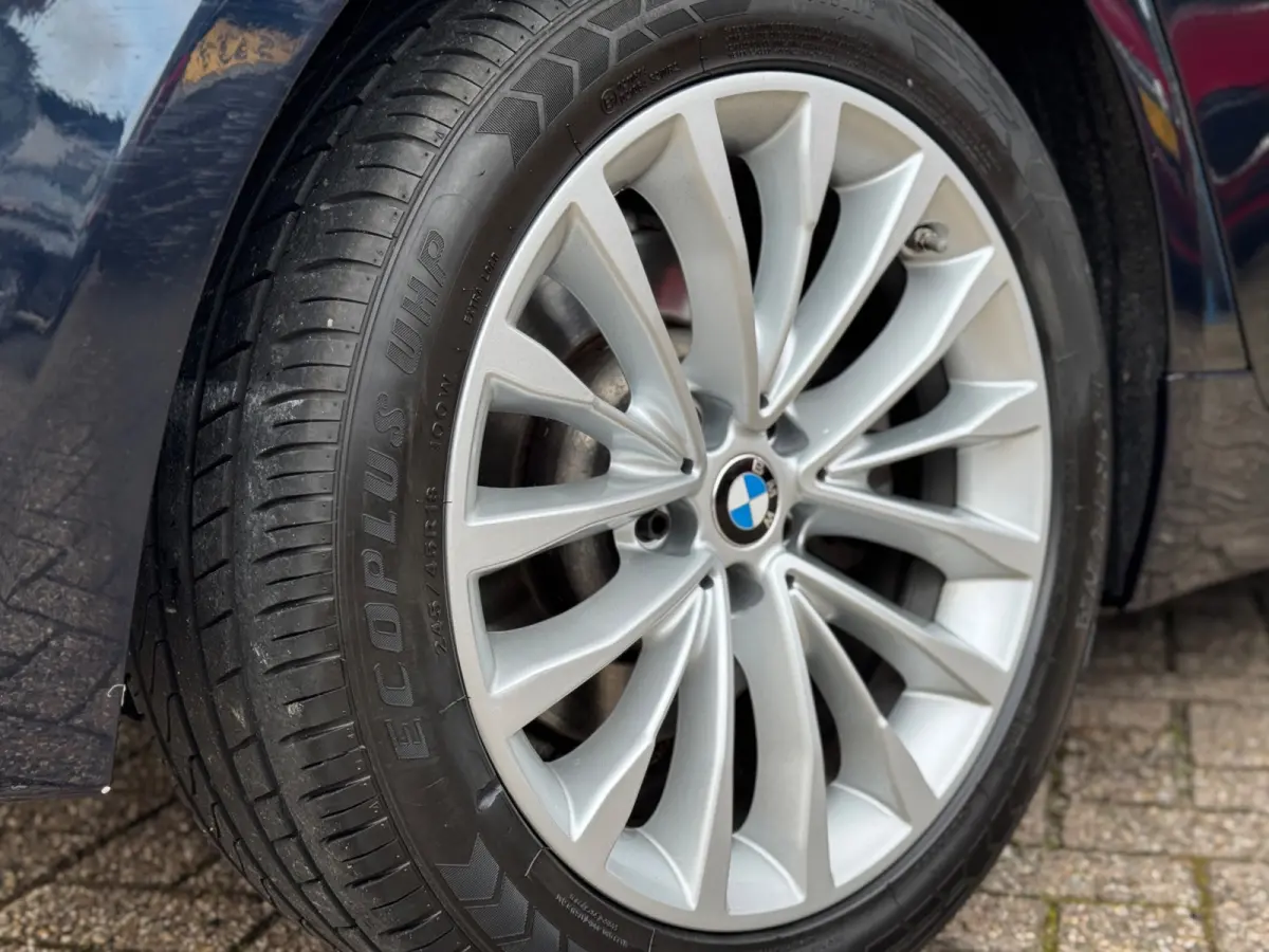 530i Executive LUXURY 2017 NAVI LEDER CLIMA NAP!
