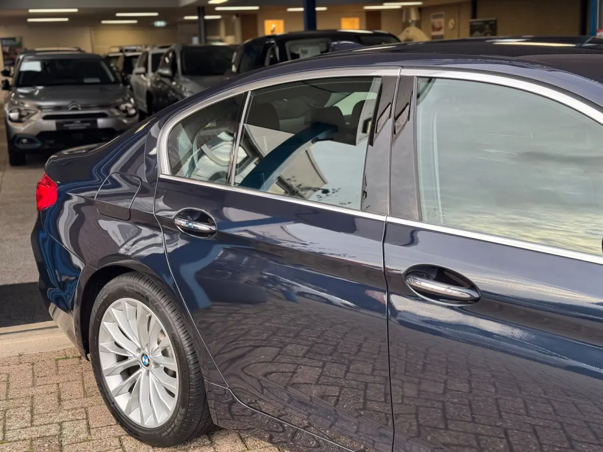 530i Executive LUXURY 2017 NAVI LEDER CLIMA NAP!