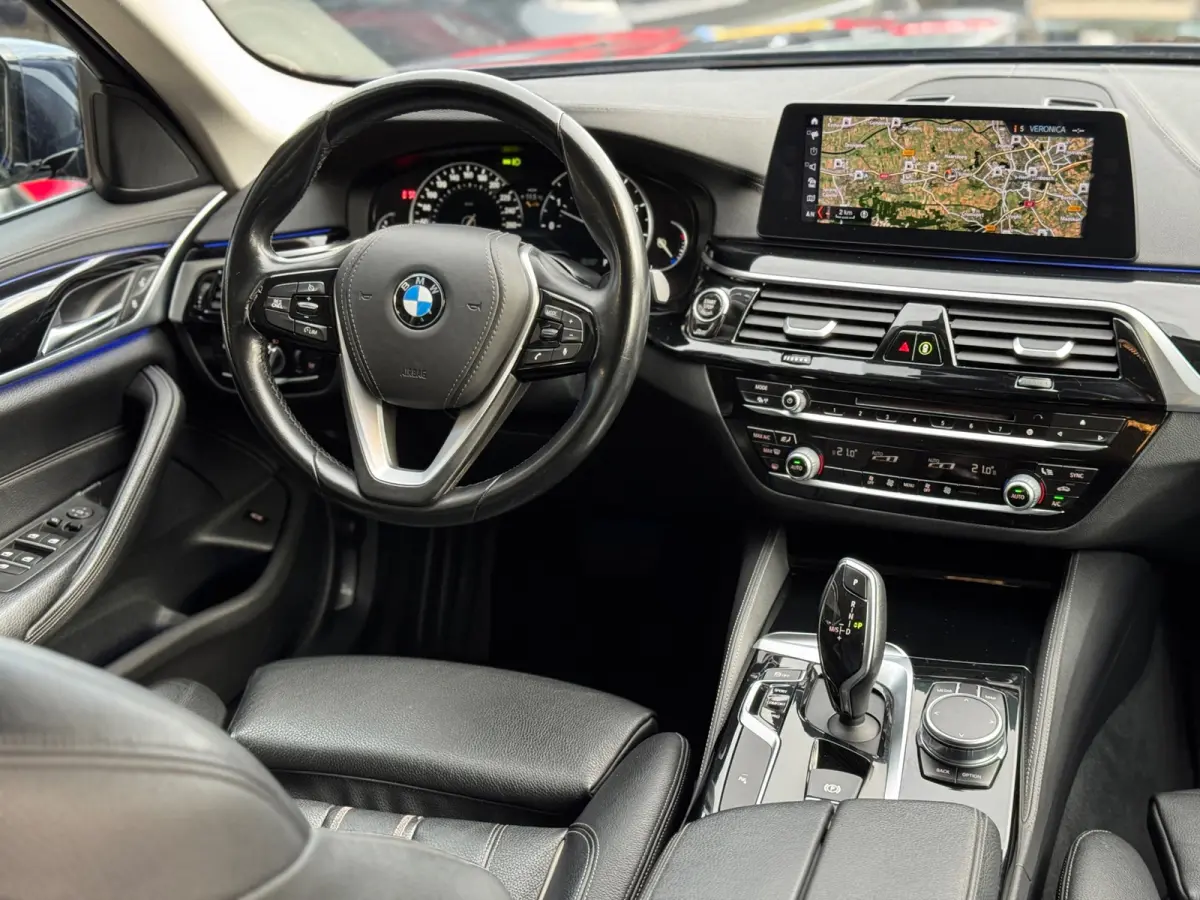 530i Executive LUXURY 2017 NAVI LEDER CLIMA NAP!
