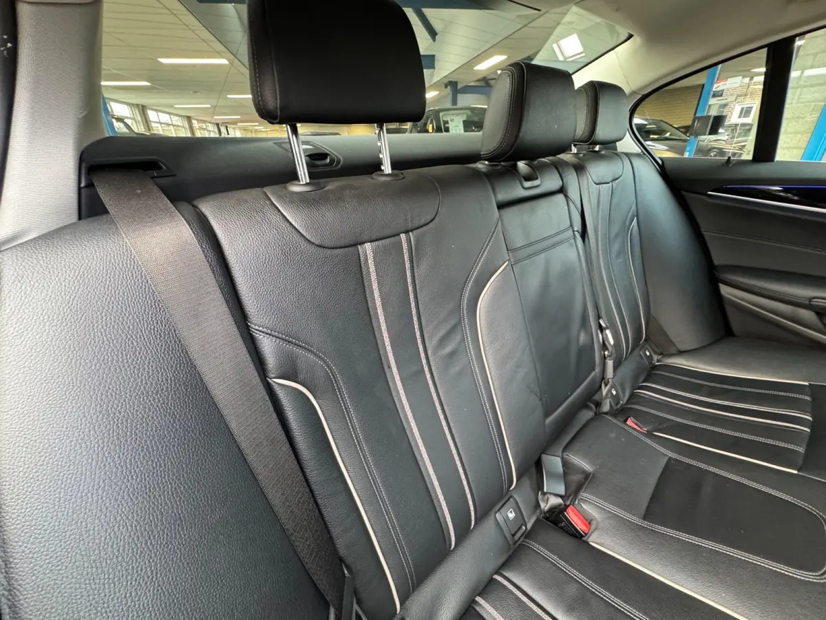 530i Executive LUXURY 2017 NAVI LEDER CLIMA NAP!