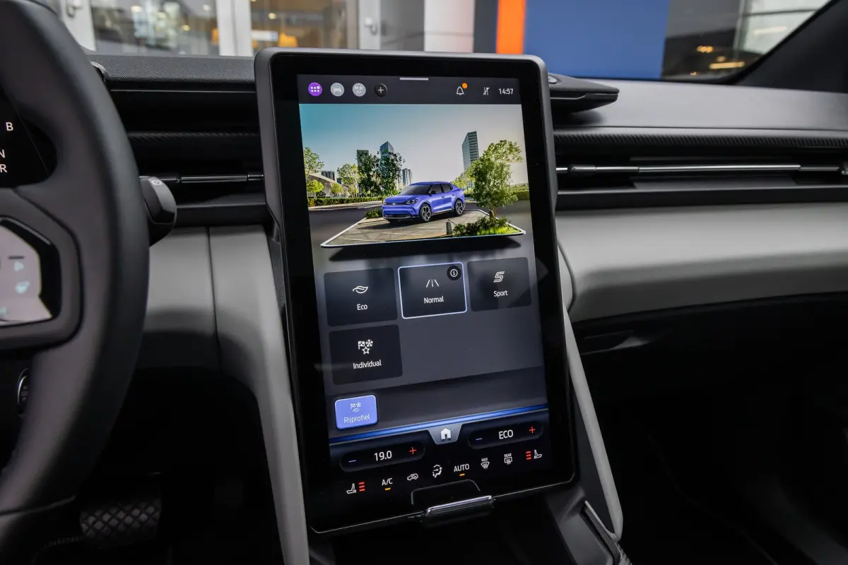 Premium Extended Range RWD 77 kWh | NL Voorraad | Wegklapbare Trekhaak | AGR Stoelen | Panoramadak | Drivers Assist pack | Apple Carplay/Android Auto|telefoonintegratie premium | Cruise cont