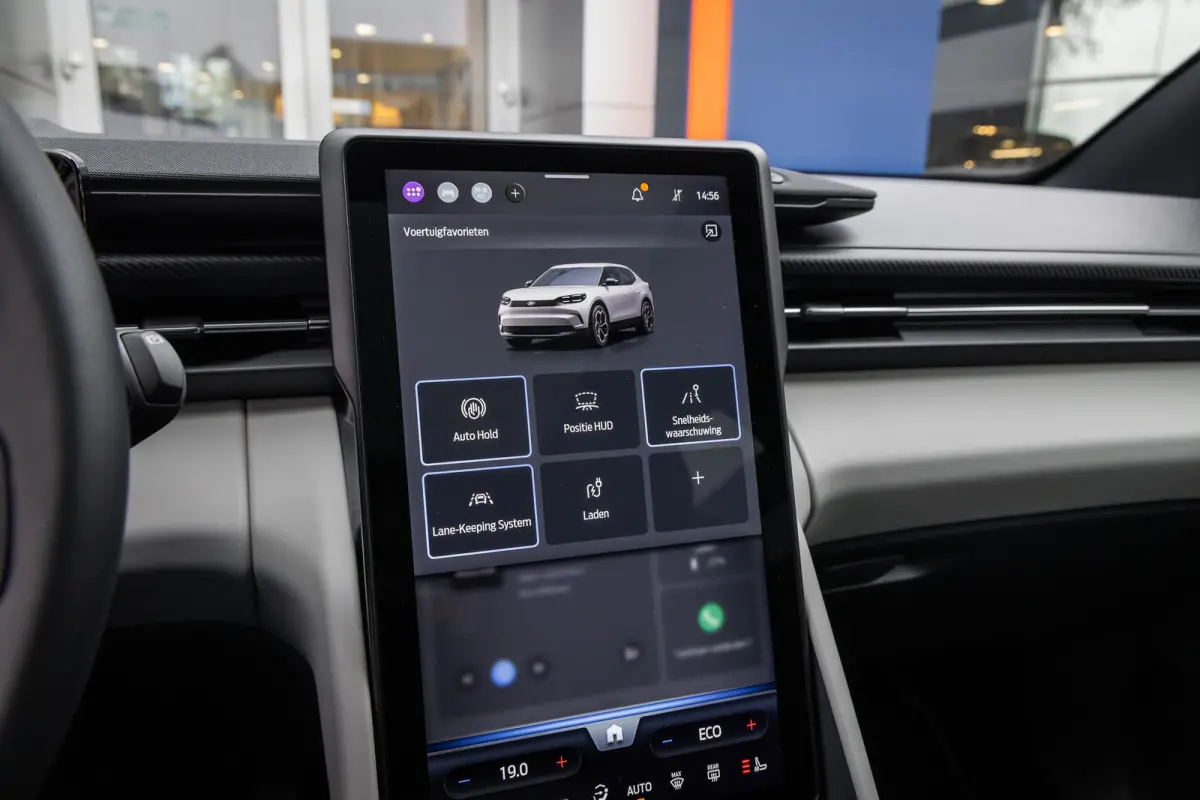 Premium Extended Range RWD 77 kWh | NL Voorraad | Wegklapbare Trekhaak | AGR Stoelen | Panoramadak | Drivers Assist pack | Apple Carplay/Android Auto|telefoonintegratie premium | Cruise cont