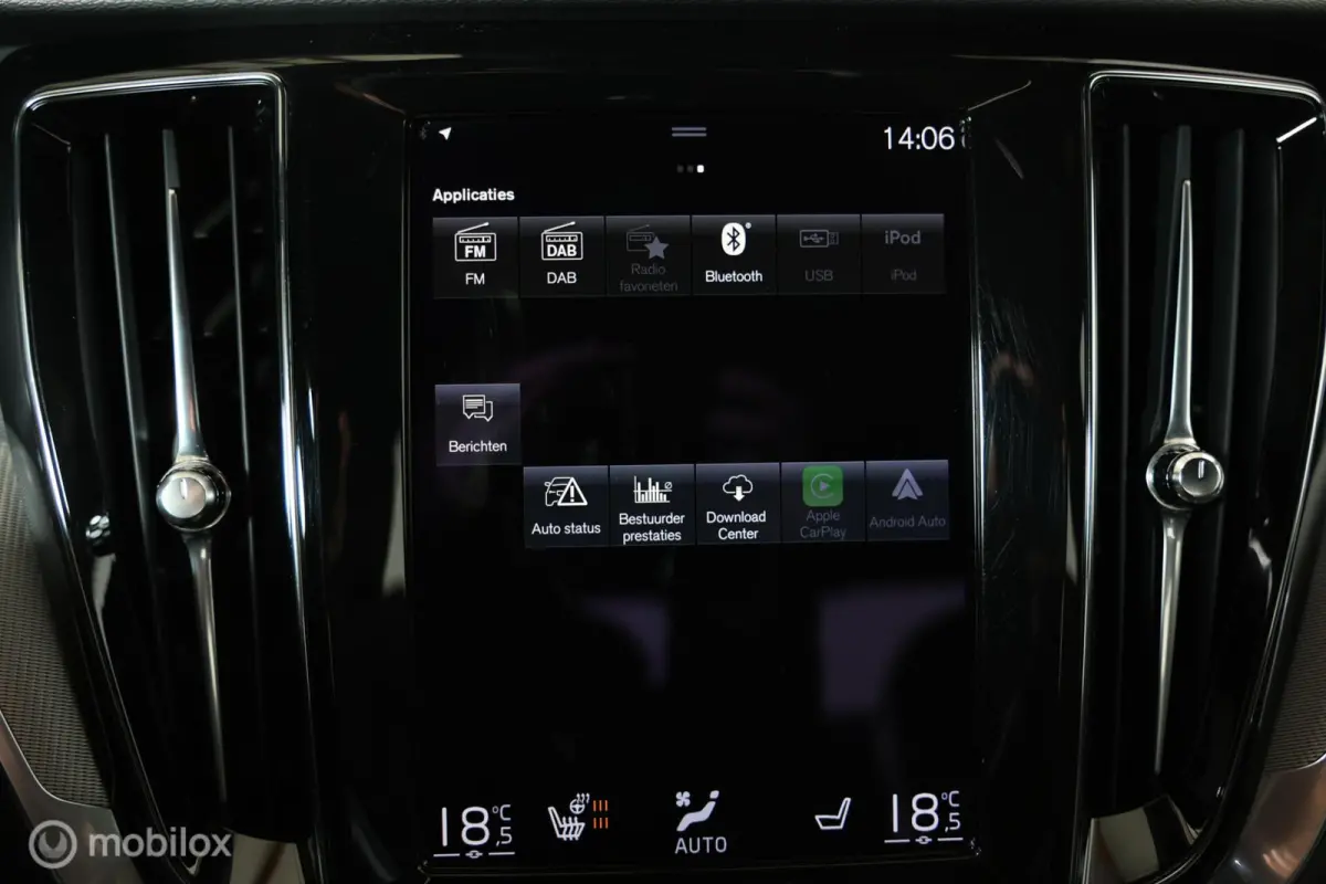 2.0 B3 R-Design - Stoel/stuurverwarming - BLIS - Camera
