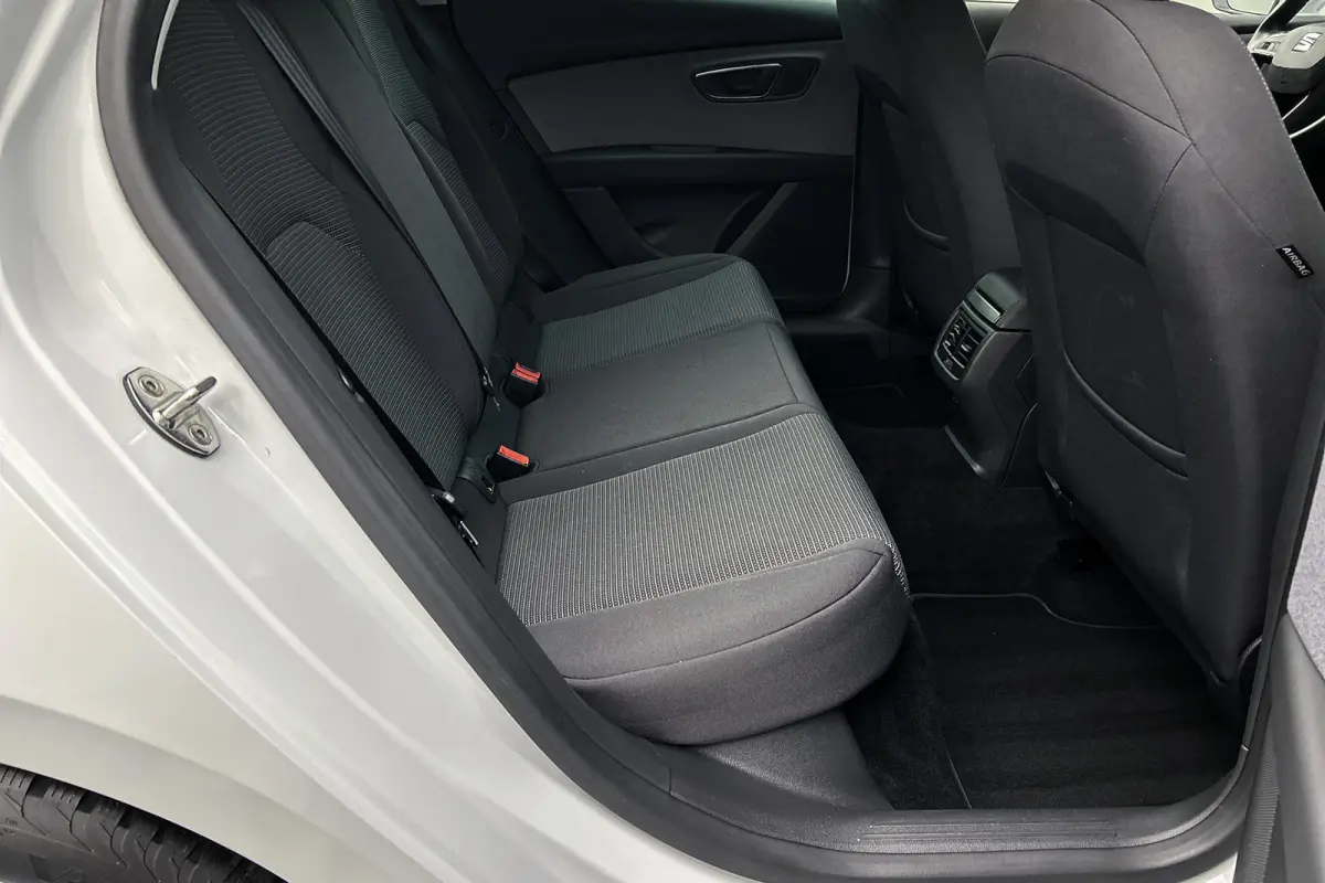 1.0 EcoTSI | Apple Carplay | Navigatie | Cruise control | Lichtmetalen velgen