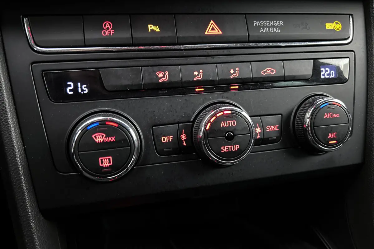1.0 EcoTSI | Apple Carplay | Navigatie | Cruise control | Lichtmetalen velgen