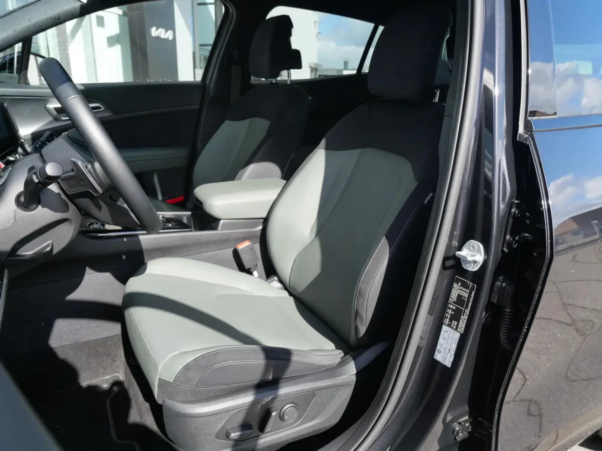 1.6 T-GDi Hybrid Dark Edition | Cruise | Carplay | Keyless | Navi | Stoel-stuurverwarming |