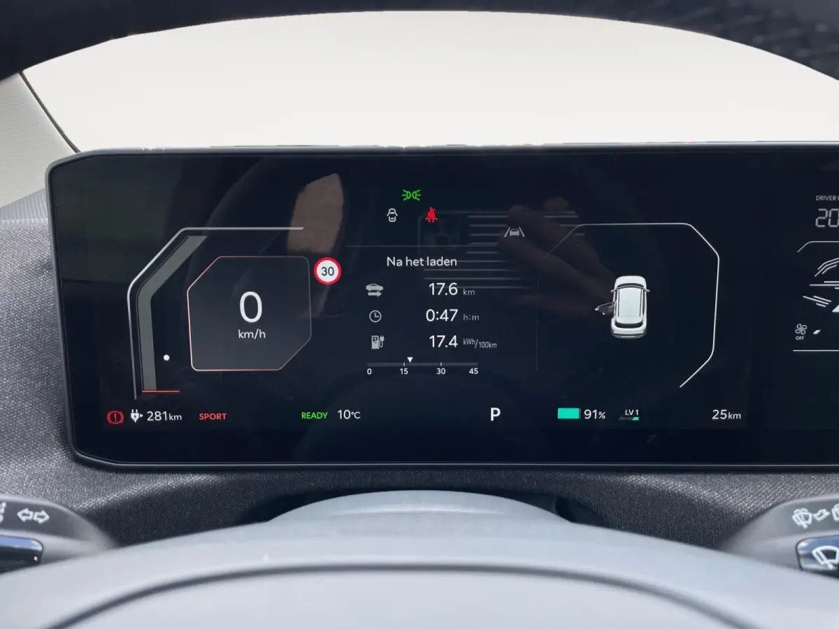 Plus Advanced 42.2 kWh | NIEUW MODEL | nu te bestellen! | 308 km actieradius | Harman Kardon geluidssysteem | schuif/kantel dak | NU met €3000 inruilpremie!