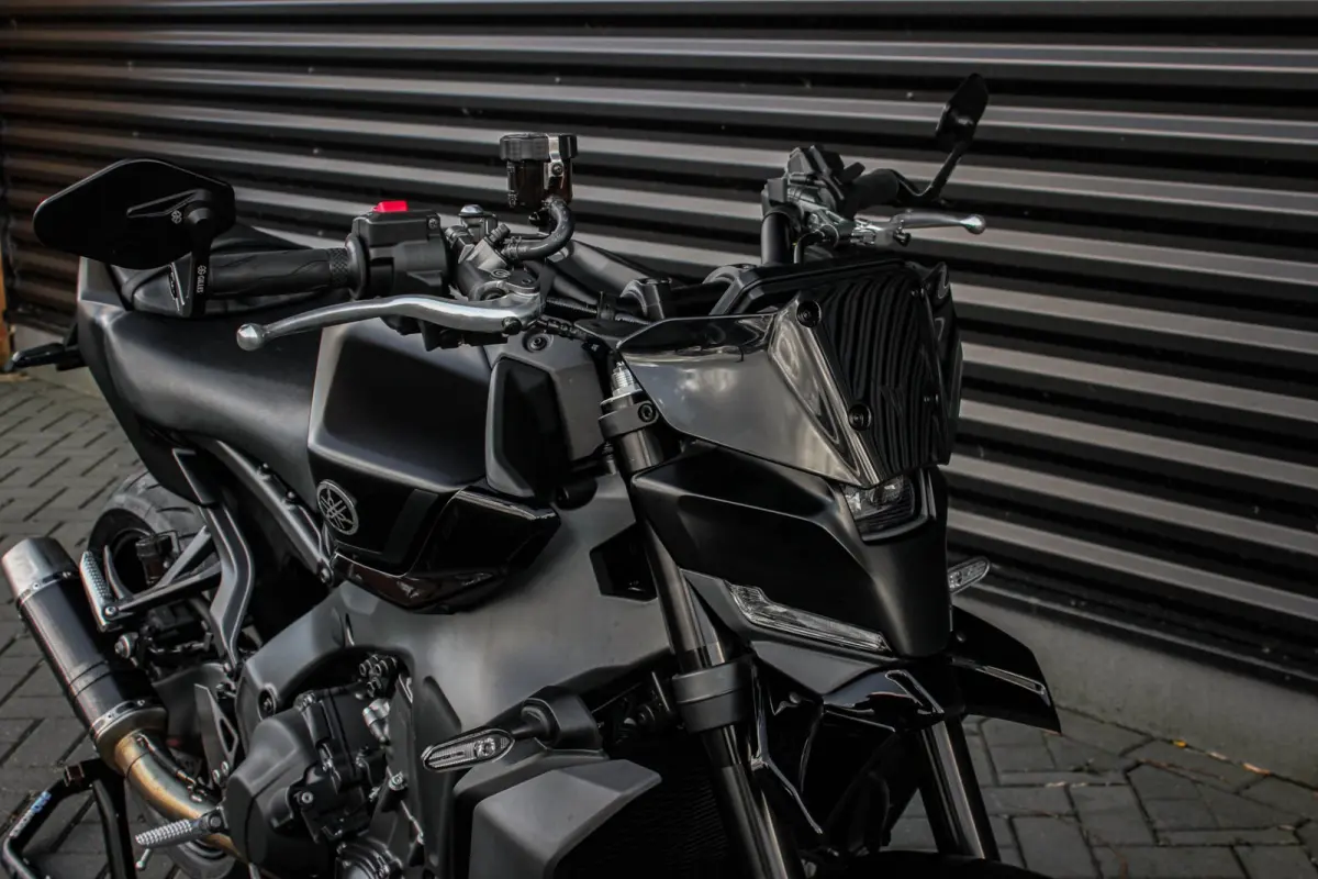 Tour 119PK 2025 DEMO-MODEL / COMPLETE DOCUMENTATIE / AKRAPOVIC EXHAUST / QUICK SHIFT / DIRECT RIJDEN/ FULL