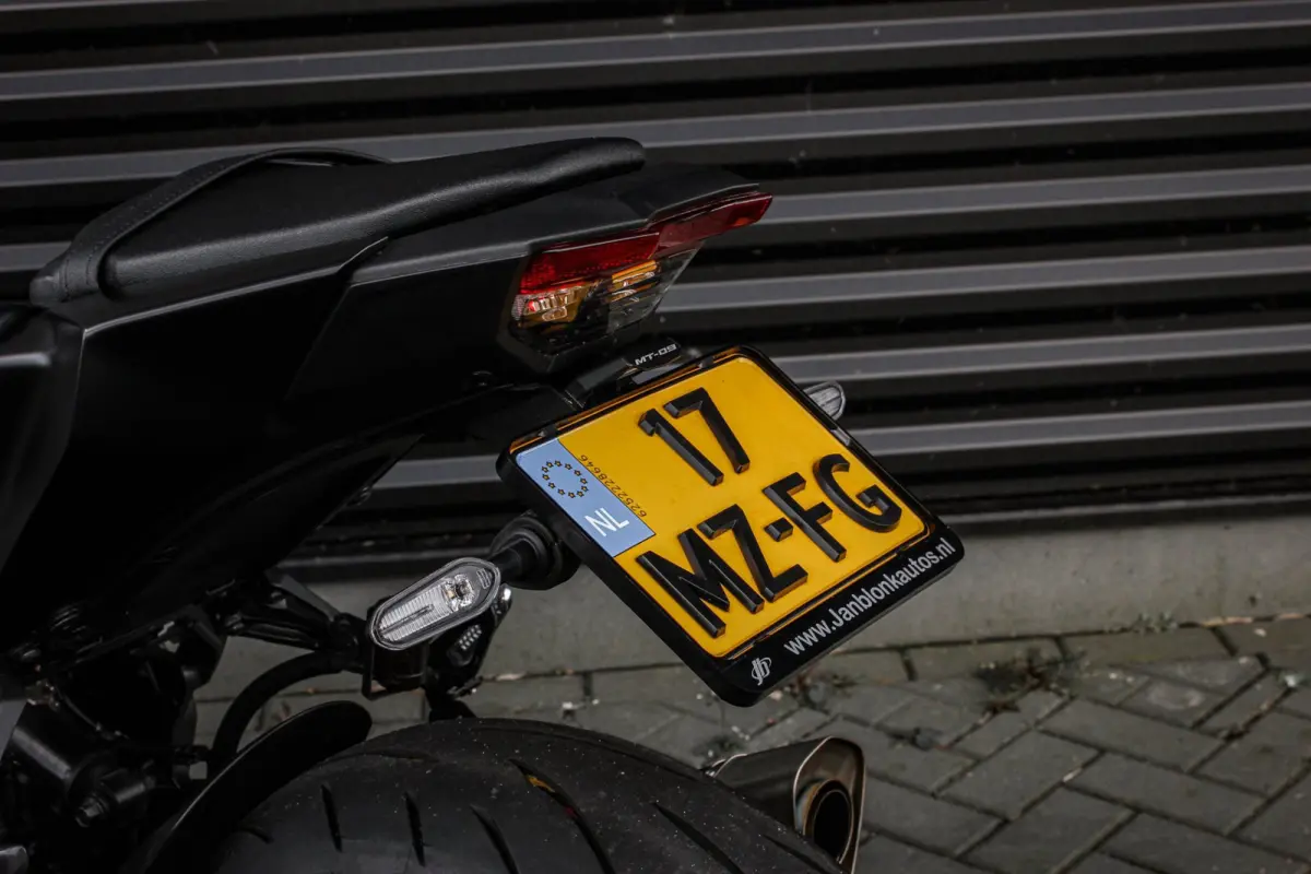 Tour 119PK 2025 DEMO-MODEL / COMPLETE DOCUMENTATIE / AKRAPOVIC EXHAUST / QUICK SHIFT / DIRECT RIJDEN/ FULL