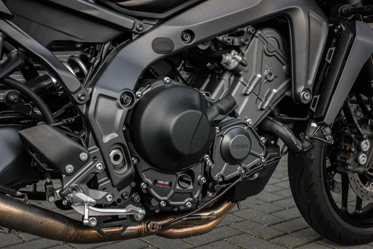 Tour 119PK 2025 DEMO-MODEL / COMPLETE DOCUMENTATIE / AKRAPOVIC EXHAUST / QUICK SHIFT / DIRECT RIJDEN/ FULL