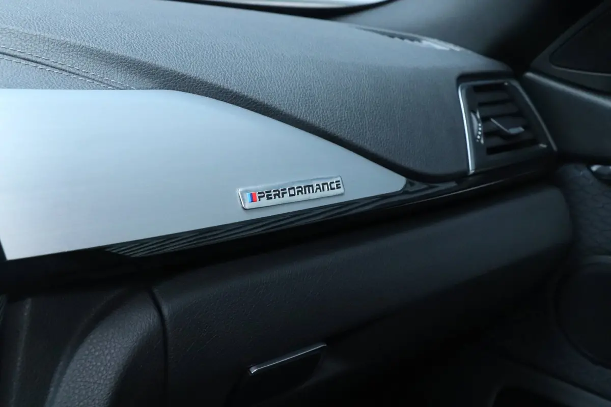 418i M Sport | M-Pakket | Pano | Goed onderhouden!
