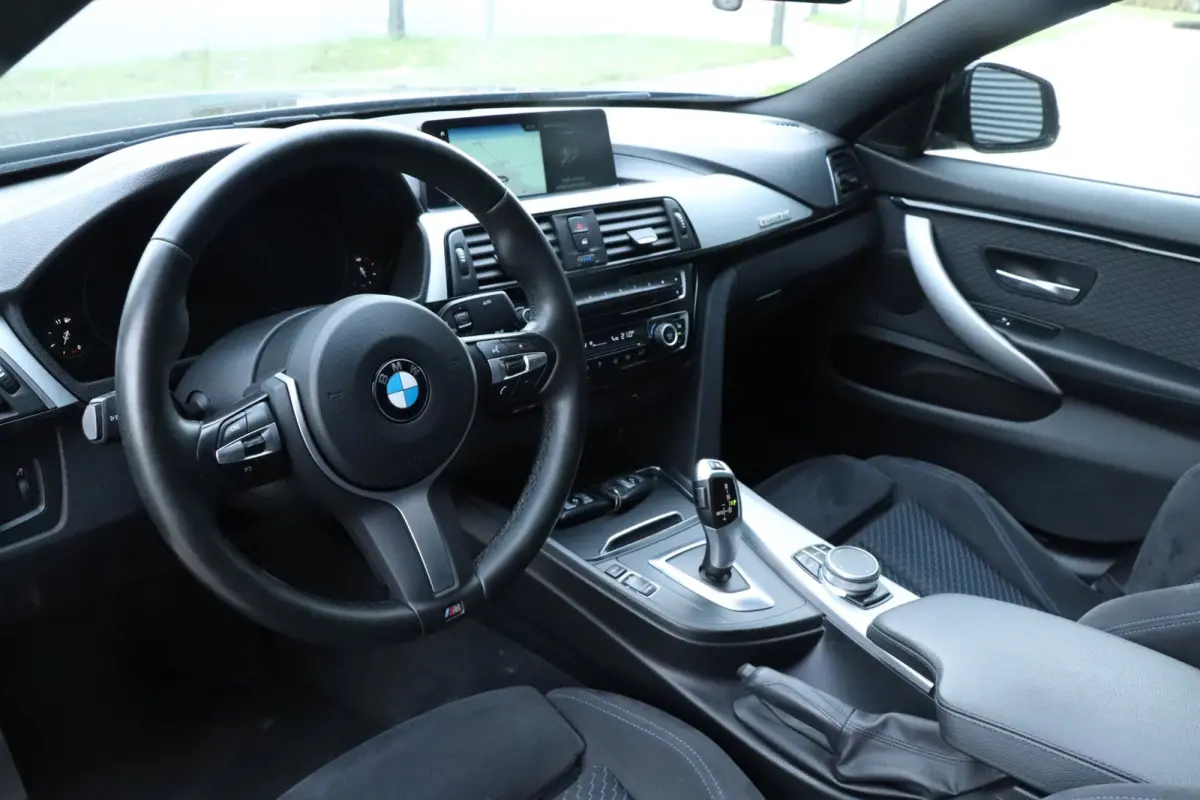 418i M Sport | M-Pakket | Pano | Goed onderhouden!