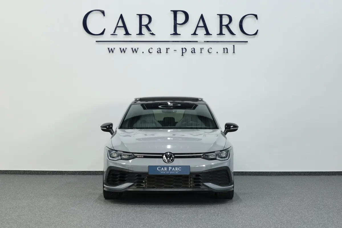 2.0 TSI GTI Clubsport 45 Jahre Edition 300+PK AKRAPOVIC/IQ/VIRTUAL/SFEER/PANO/LEER/CAM/LINE/ACC/12 MND GARANTIE!