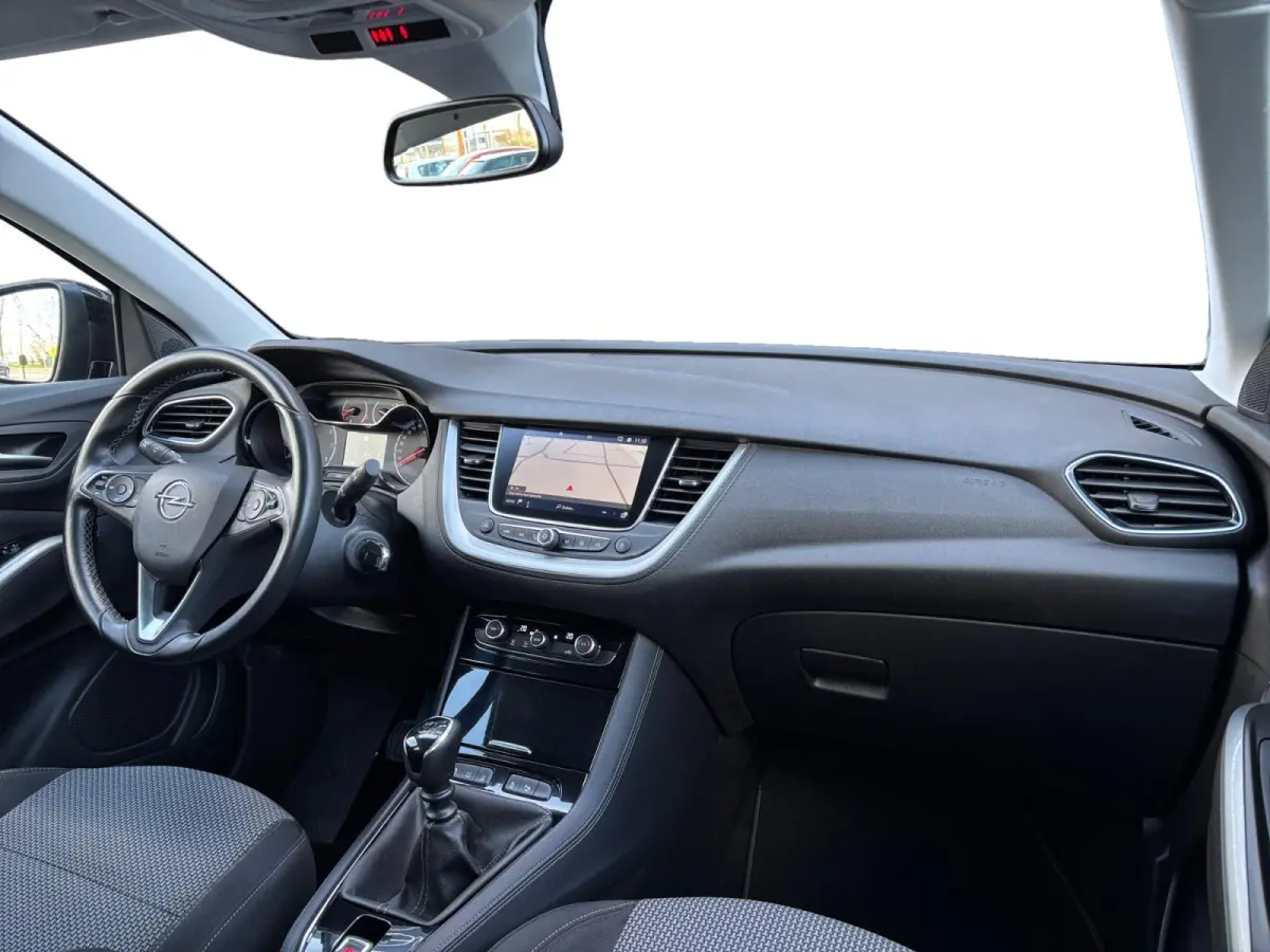 1.2 Turbo 130 pk ✅ CarPlay ✅ Distr vv ✅ 17 inch