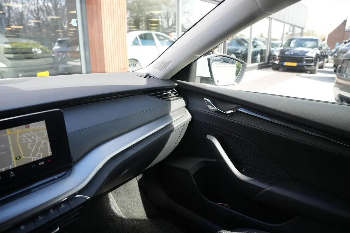 1.4 TSI iV PHEV Business Edition Adaptieve Cruise Virtual Dash Navi Trekhaak