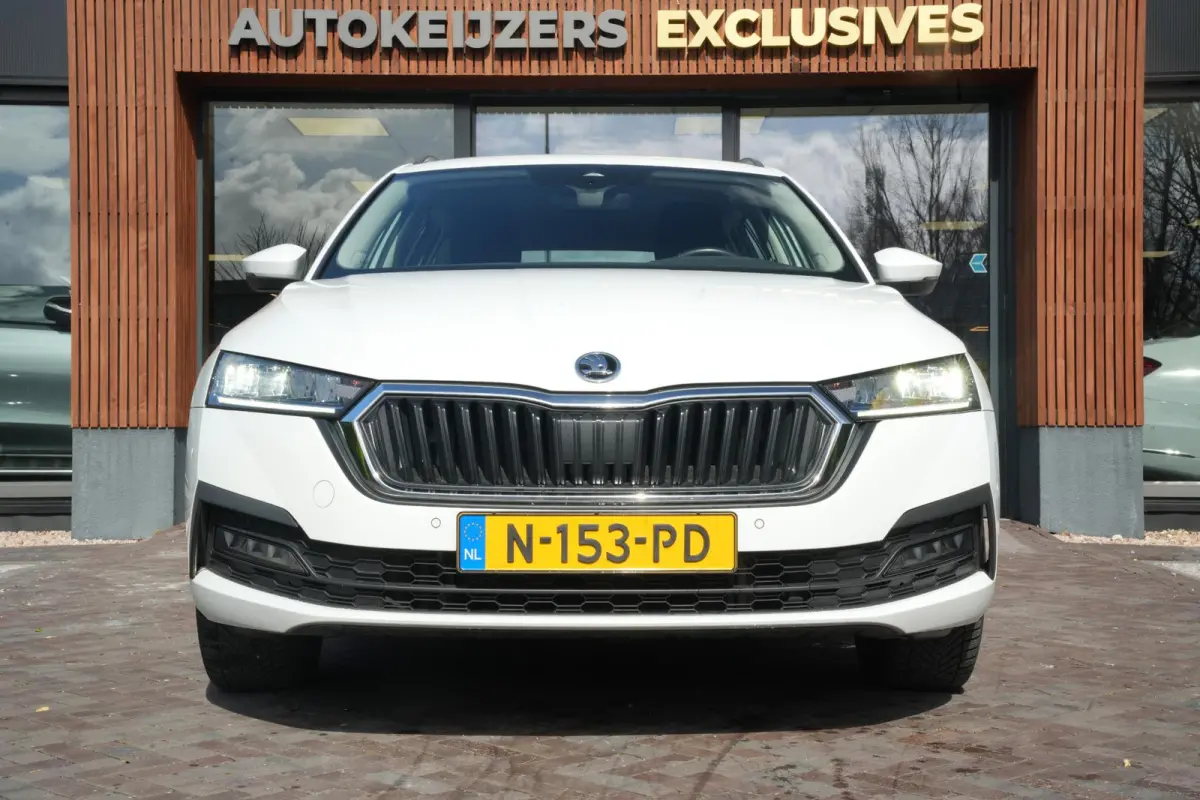 1.4 TSI iV PHEV Business Edition Adaptieve Cruise Virtual Dash Navi Trekhaak