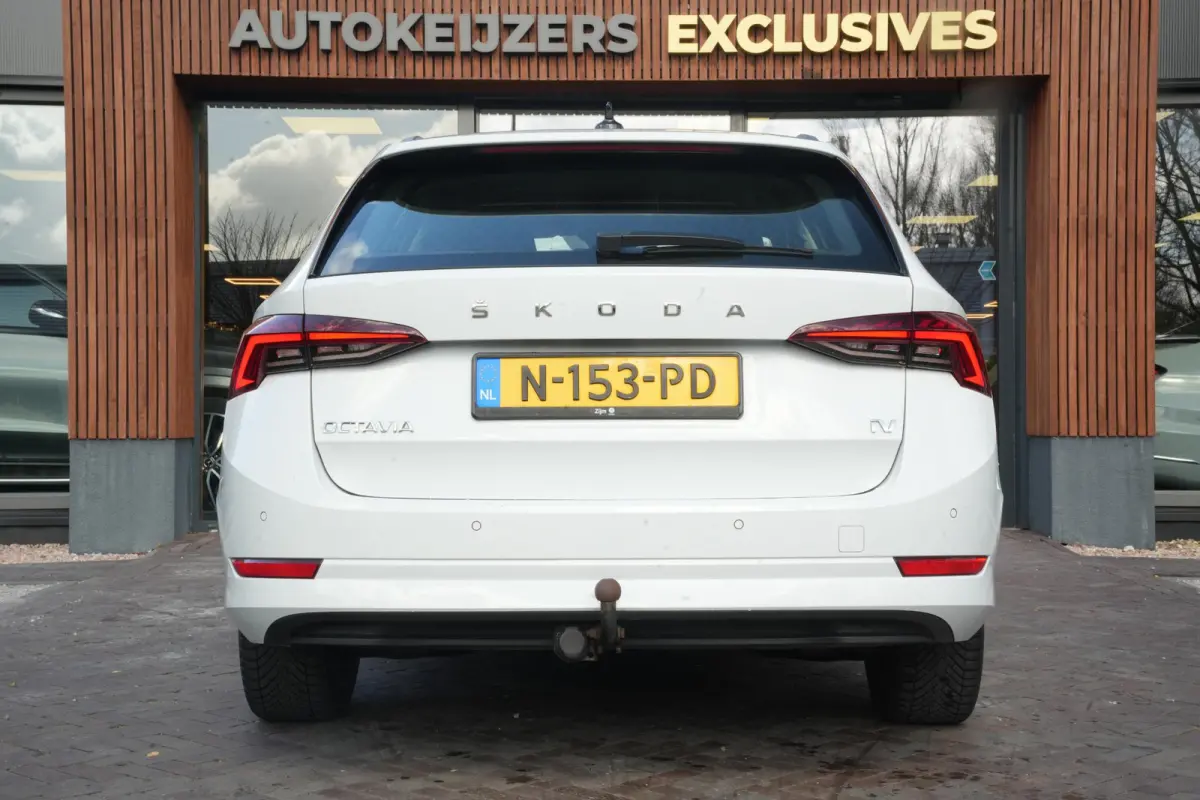 1.4 TSI iV PHEV Business Edition Adaptieve Cruise Virtual Dash Navi Trekhaak