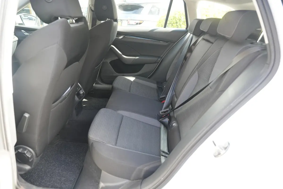 1.4 TSI iV PHEV Business Edition Adaptieve Cruise Virtual Dash Navi Trekhaak