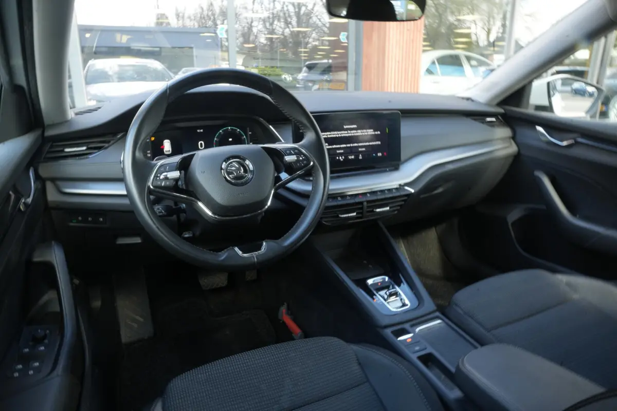 1.4 TSI iV PHEV Business Edition Adaptieve Cruise Virtual Dash Navi Trekhaak