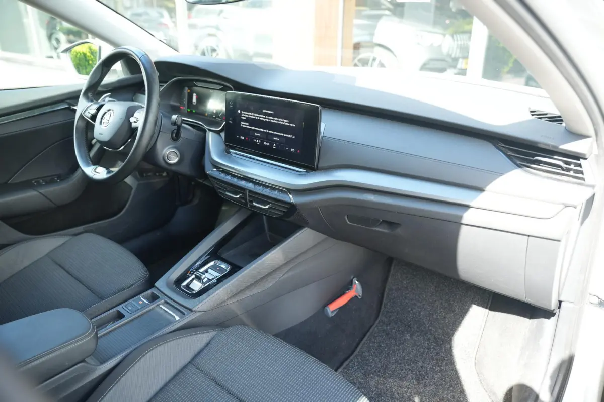 1.4 TSI iV PHEV Business Edition Adaptieve Cruise Virtual Dash Navi Trekhaak