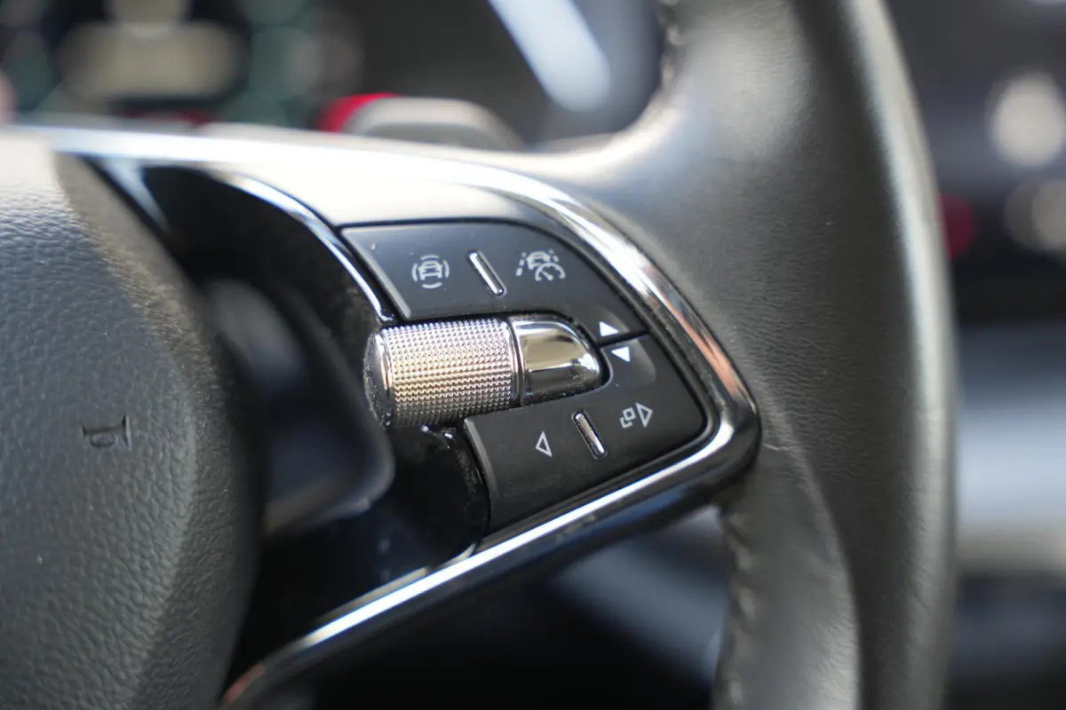 1.4 TSI iV PHEV Business Edition Adaptieve Cruise Virtual Dash Navi Trekhaak