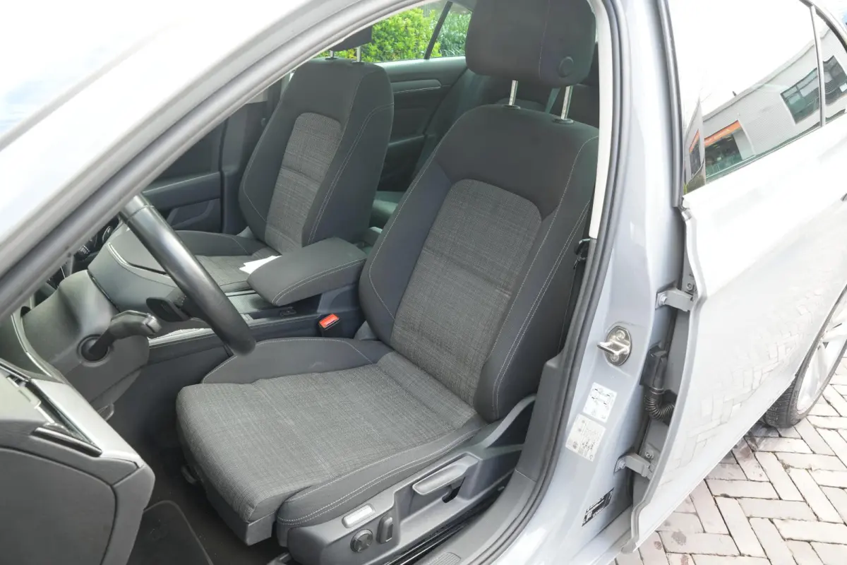 1.5 TSI Business Automaat Pano Dak trekhaak