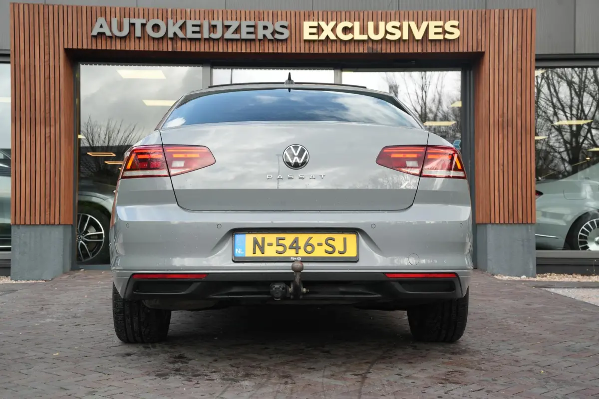 1.5 TSI Business Automaat Pano Dak trekhaak