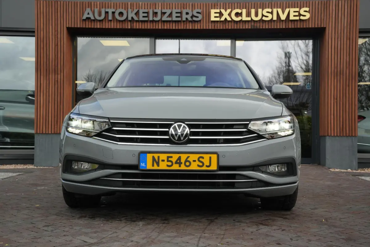1.5 TSI Business Automaat Pano Dak trekhaak